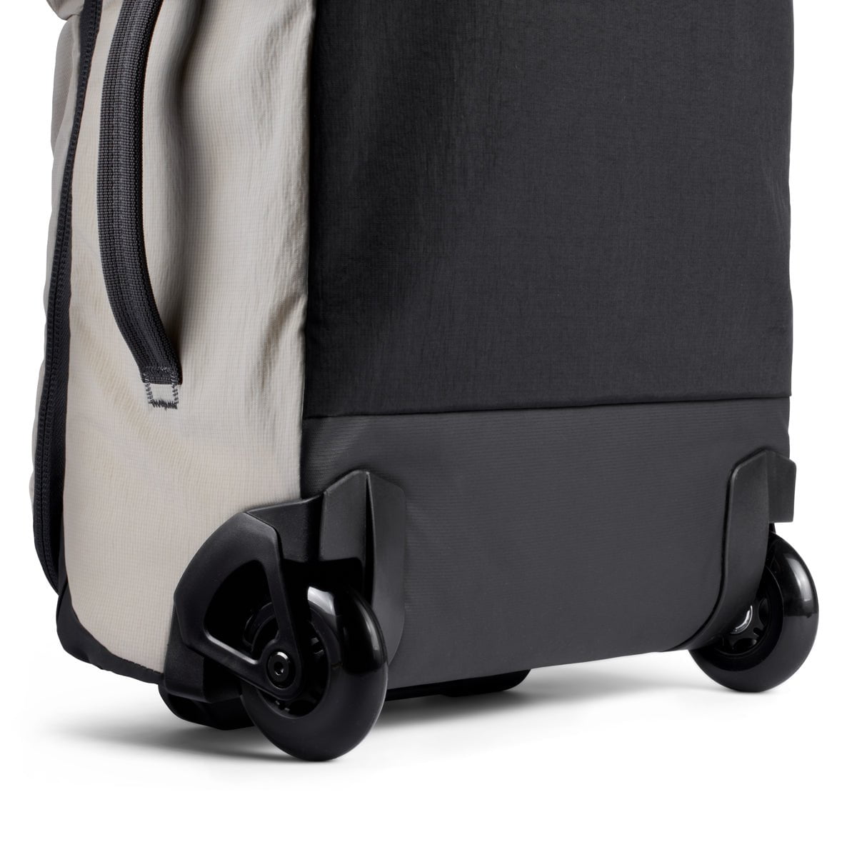 Bellroy Lite Carry On Luggage - Lightweight Travel Suitcase for Airplane & Business Trips | Durable & Compact Carry-On Luggage for Men & Women | Perfect for Weekend Getaways & Business Travel
