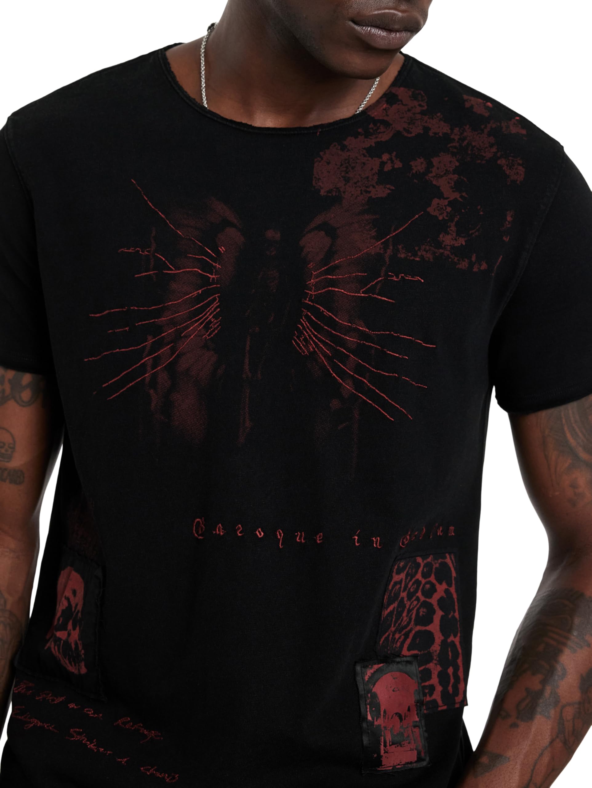 John Varvatos Men's Patch Tee - Stylish Graphic T-Shirt for Casual Wear & Street Fashion | Perfect for Everyday Outfits, Parties & Date Nights