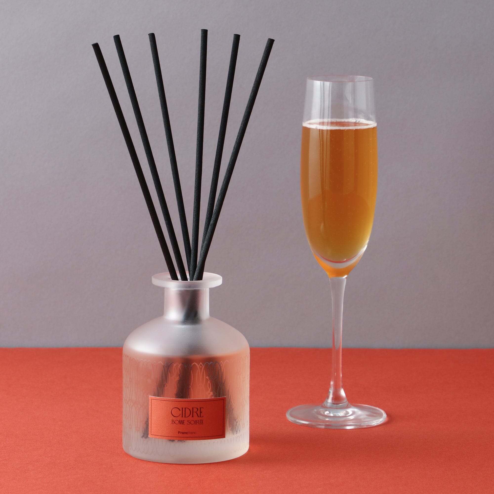 Bonne Soiree Apple Cider Diffuser - Aromatherapy Essential Oil Diffuser for Home, Office & Spa Relaxation
