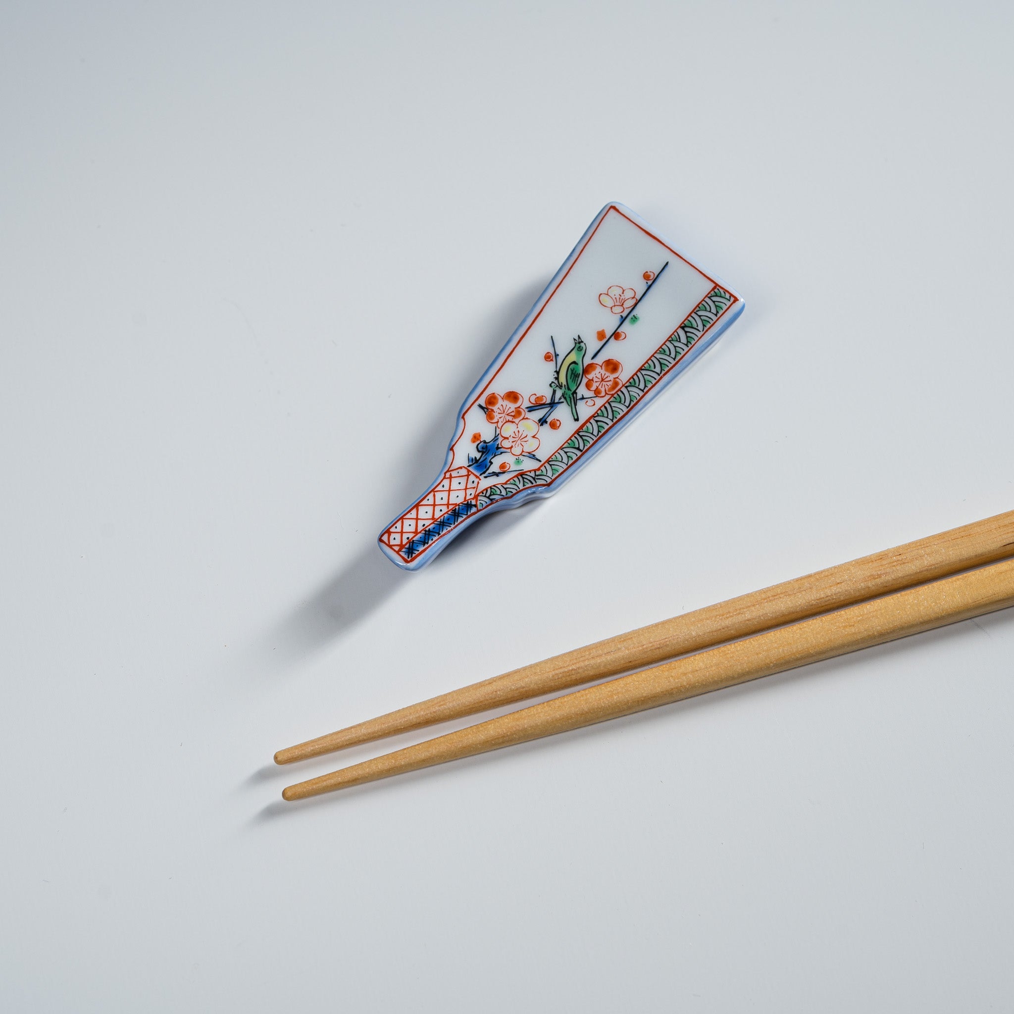 Authentic Arita Ware Japanese Chopstick Rest - Handcrafted Hagoita Design for Sushi, Ramen & Asian Dining | Perfect Gift for Japanese Culture Lovers