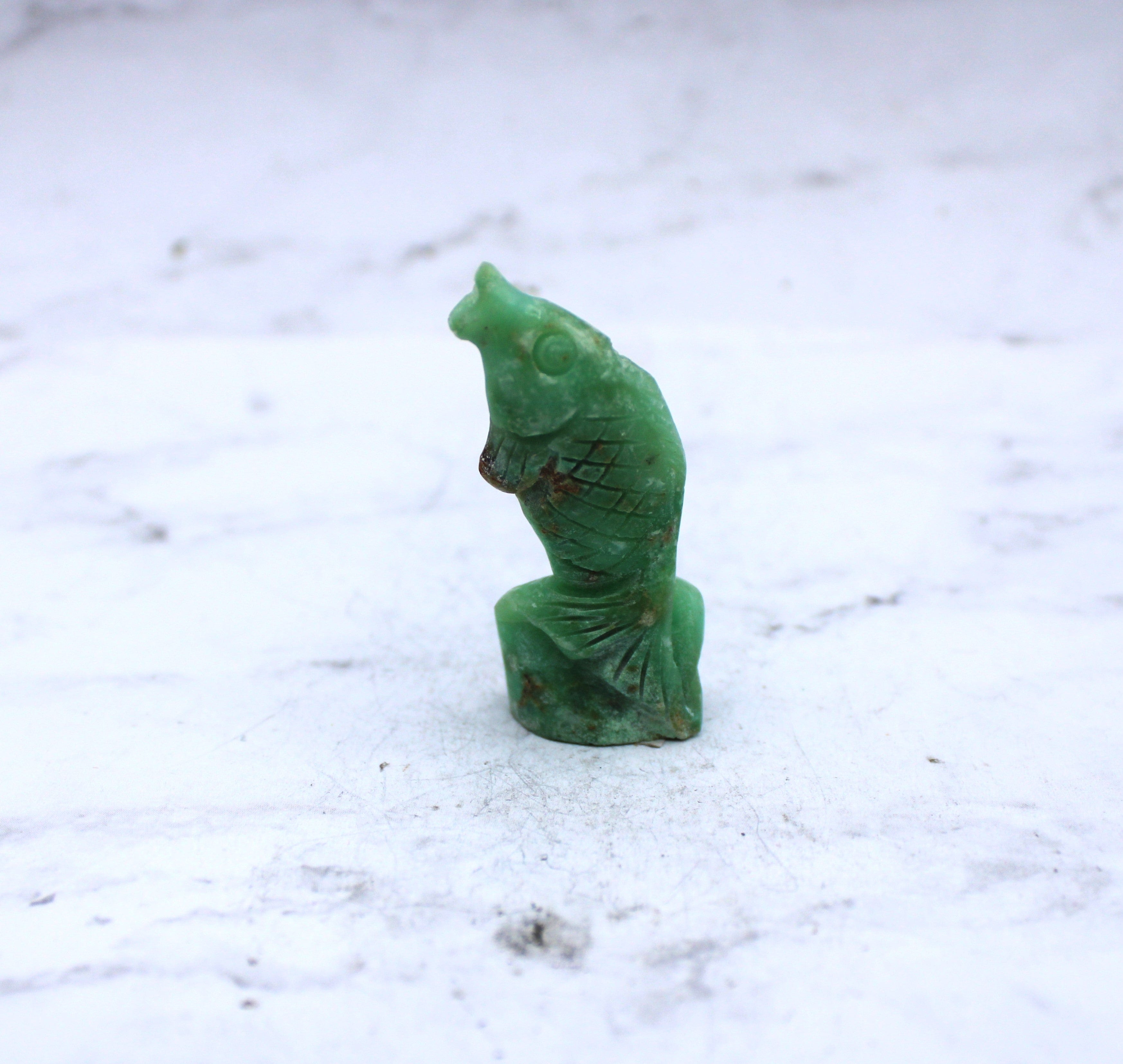 Natural Chrysoprase Fish Carving Handmade Gemstone Sculpture - Perfect for Home Decor, Feng Shui, and Gift Giving