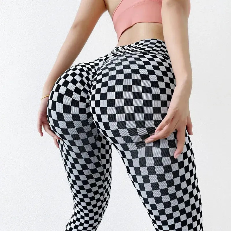SOISOU Women's Plaid Thick Leggings - High Waisted Yoga Pants for Gym, Fitness & Running - Warm Winter Tights with 19 Color Options - Perfect for Workout, Lounge & Casual Wear
