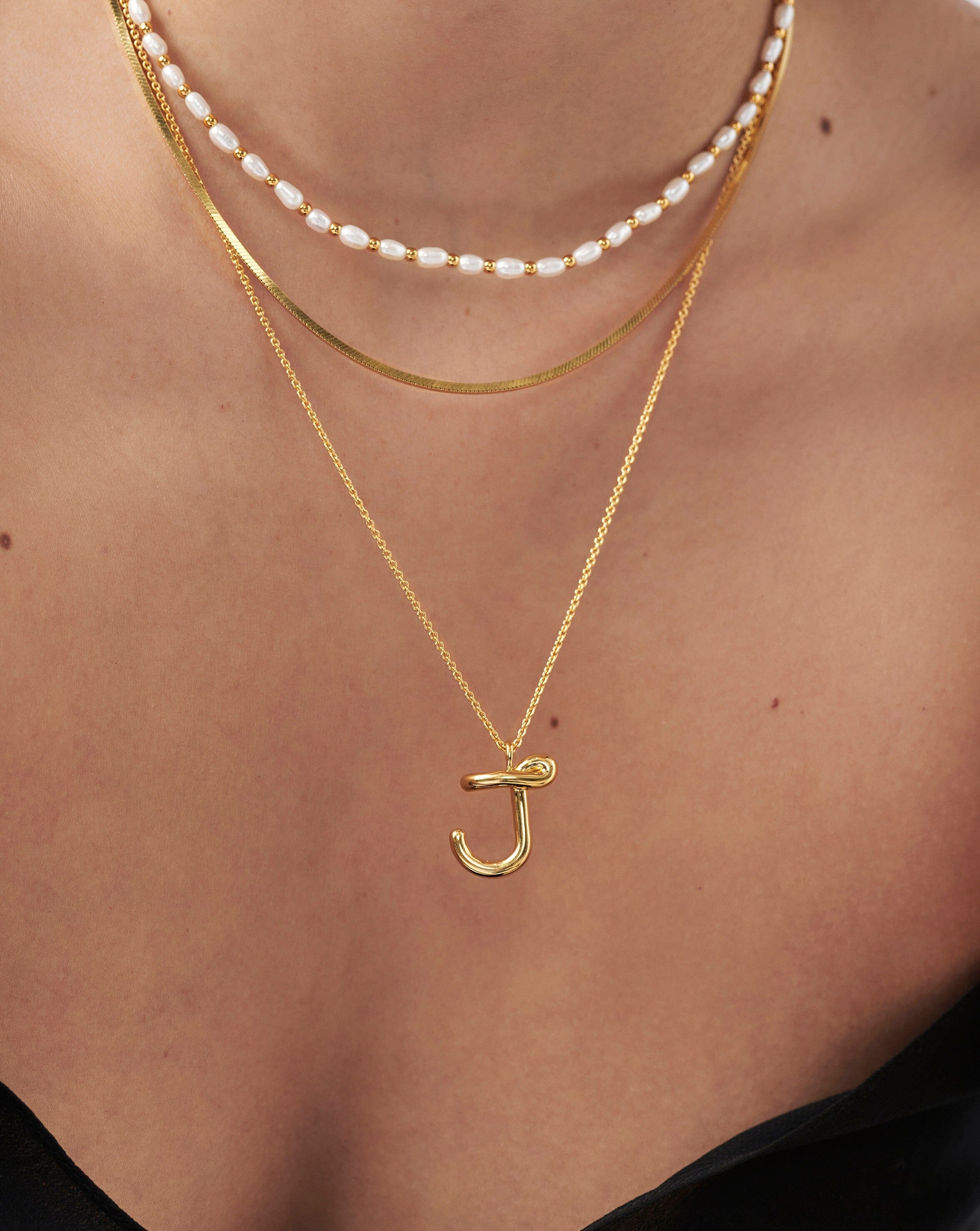Curly Molten Initial Pendant Necklace - Personalized Letter J - 18k Gold Vermeil Jewelry for Women - Perfect Gift for Birthday, Anniversary & Valentine's Day