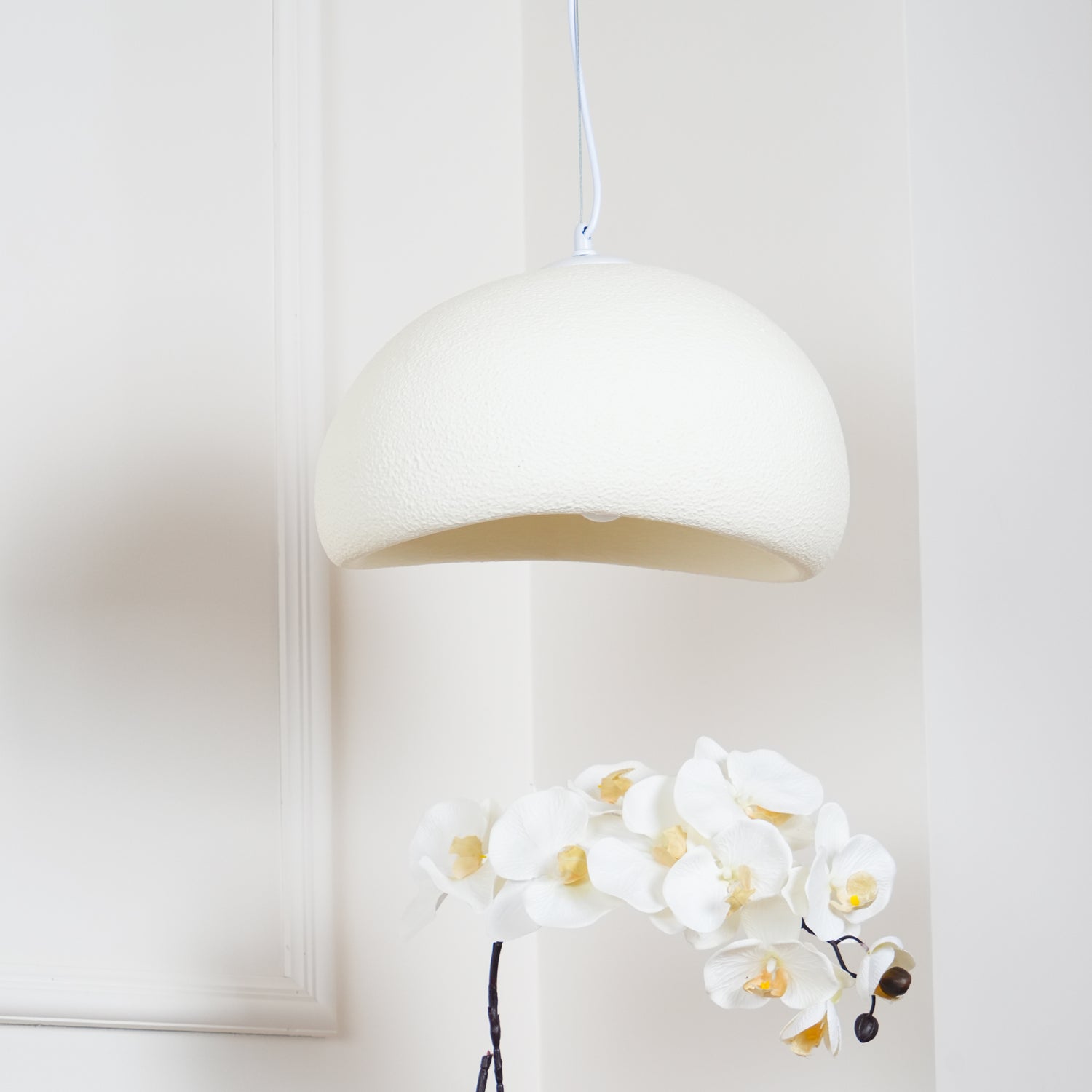 Modern Cloud Pendant Light Fixture - Stylish Hanging Ceiling Lamp for Living Room, Bedroom & Dining Area - Perfect for Home Decor and Ambient Lighting