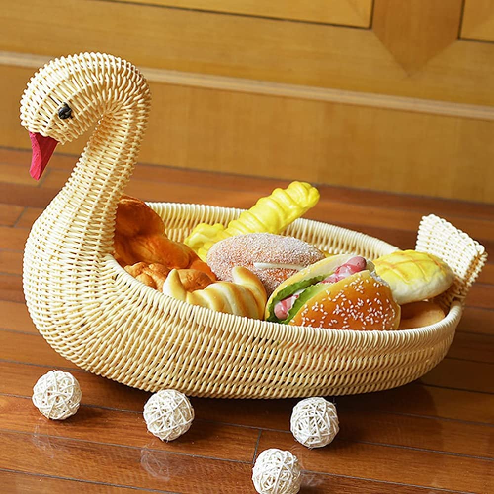 Duck-Shaped Wicker Bread Basket - Rattan Fruit Bowl for Kitchen & Dining Table | Food Storage Basket for Bread, Snacks, Fruits | Perfect for Picnics, Parties & Home Decor