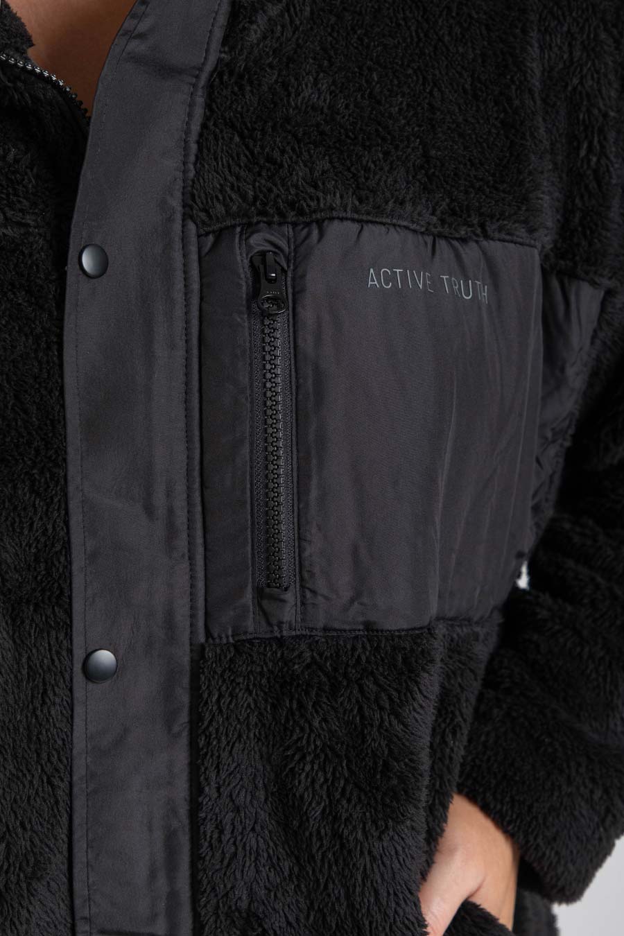 Tech Teddy Jacket - Cozy & Stylish Fleece Jacket for Women & Men | Perfect for Winter, Fall & Outdoor Activities | Warm & Soft Teddy Bear Fabric