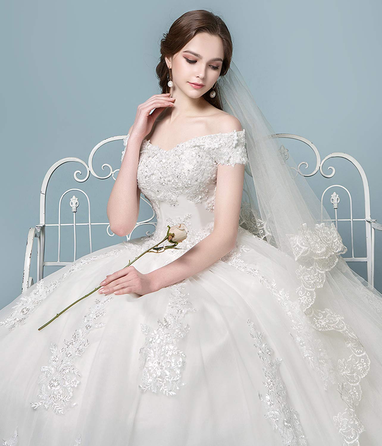 Elegant Off-the-Shoulder Princess Wedding Dress with Lace Applique - White Ball Gown for Brides (2024 Collection) | Perfect for Church Ceremonies, Beach Weddings & Formal Receptions