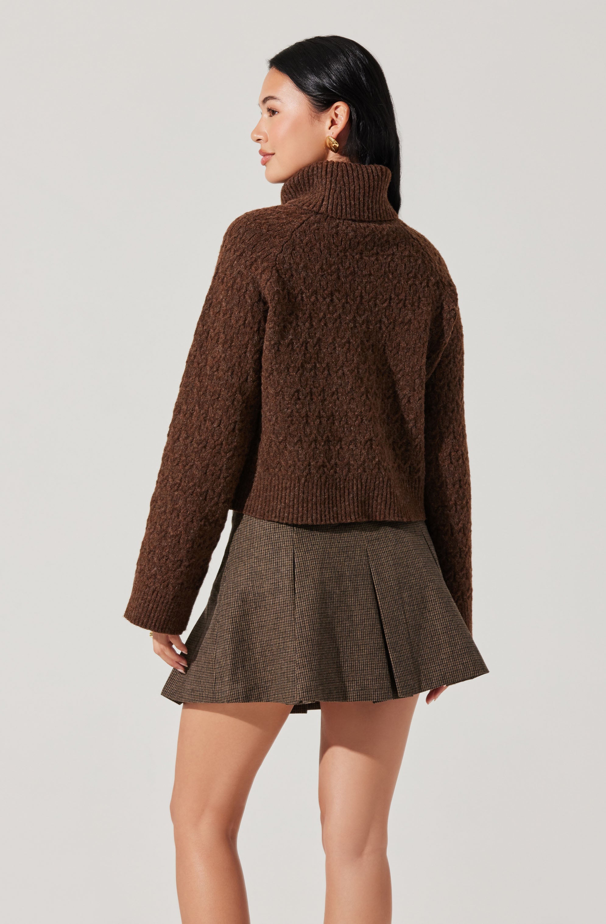 Chunky Knit Textured Boxy Turtleneck Sweater for Women - Cozy Winter Pullover for Casual Outfits & Office Wear