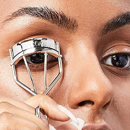 ENIVO Eyelash Curler for Women - Universal Fit for All Eye Shapes | Creates Perfect Curls | Ergonomic Handle | Elegant Design with Silicone Pad | Essential Eye Makeup Tool for Daily Use & Special Occasions (Multicolor)