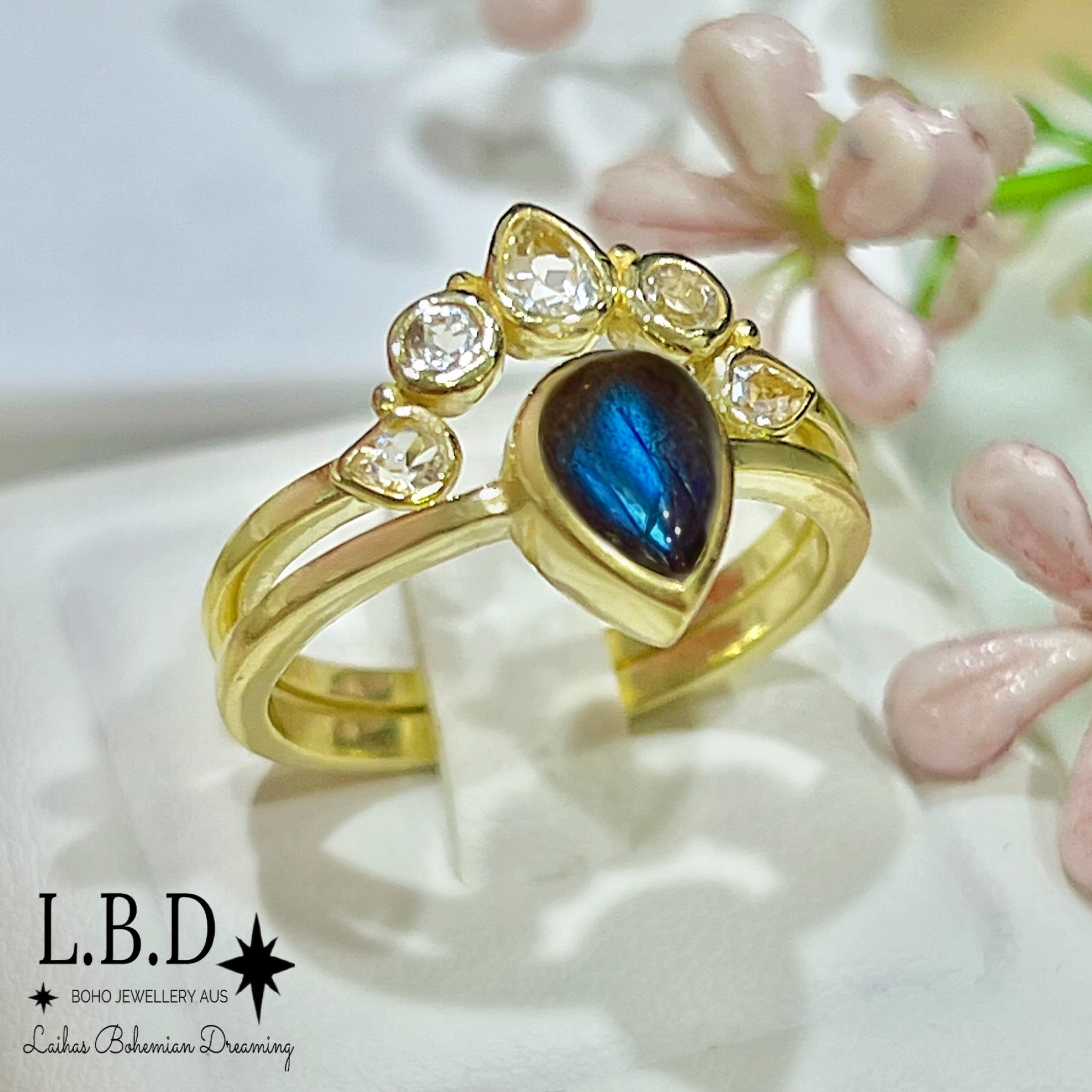 Laihas Queen of Cups Gold Topaz & Labradorite Ring Set – Elegant Jewelry for Women, Perfect for Gifts, Parties & Special Occasions