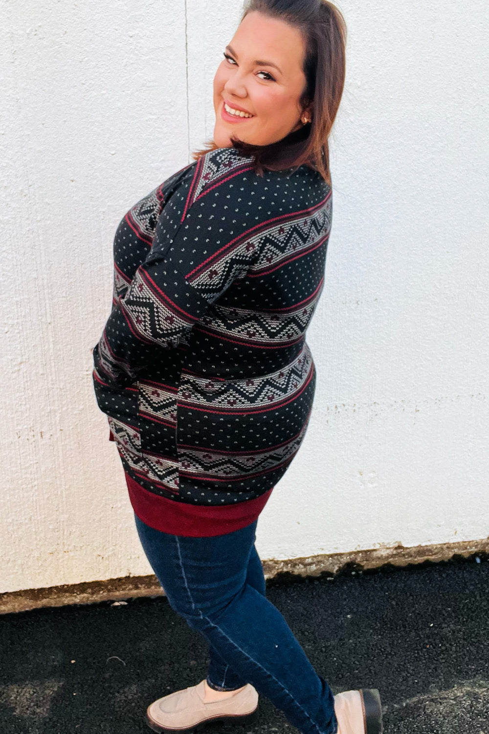 Classic Burgundy Holiday Print Button Cardigan for Women - Cozy Christmas Sweater for Holiday Parties & Family Gatherings