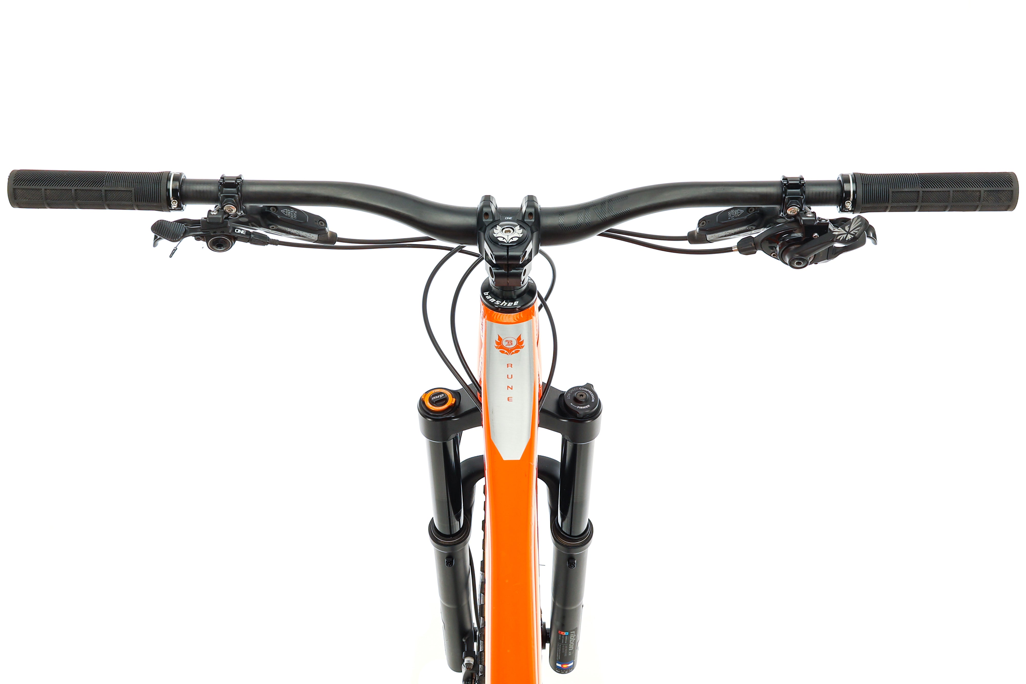 Banshee Rune V3 Mountain Bike 2020 - Large Size for Adults | Trail & Enduro Riding | Durable Full Suspension MTB for Off-Road Adventures