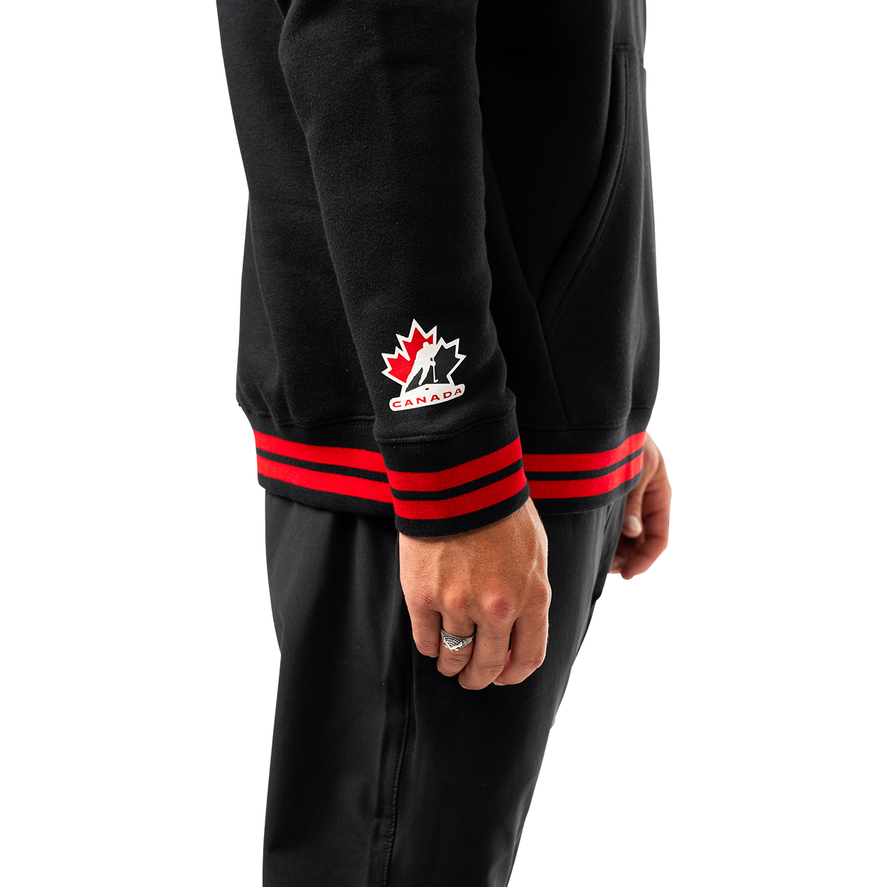 Bauer Hockey Canada Street Hoodie for Men - Warm & Comfortable Senior Hockey Sweatshirt for Casual Wear & Outdoor Activities