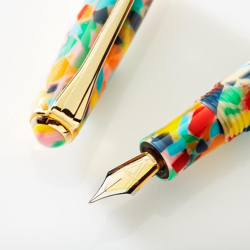 True Writer Classic Chromatic Fountain Pen - Premium Writing Instrument for Calligraphy, Journaling & Gifts - Smooth Ink Flow & Elegant Design for Professionals & Students