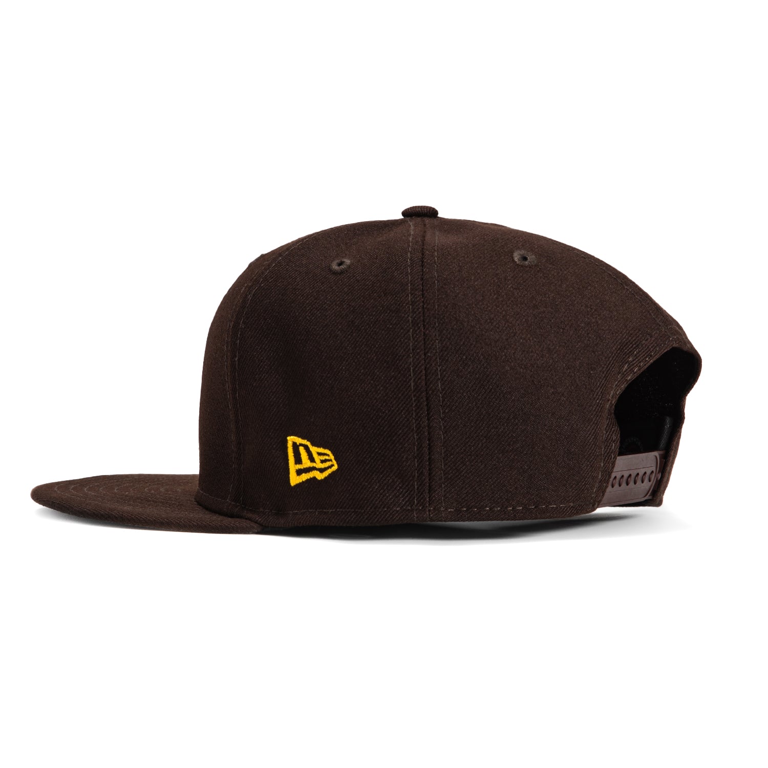 New Era 9Fifty MLB Basic San Diego Padres Snapback Baseball Cap - Brown | Adjustable Game Hat for Men & Women | Perfect for Baseball Games, Streetwear & Casual Outfits