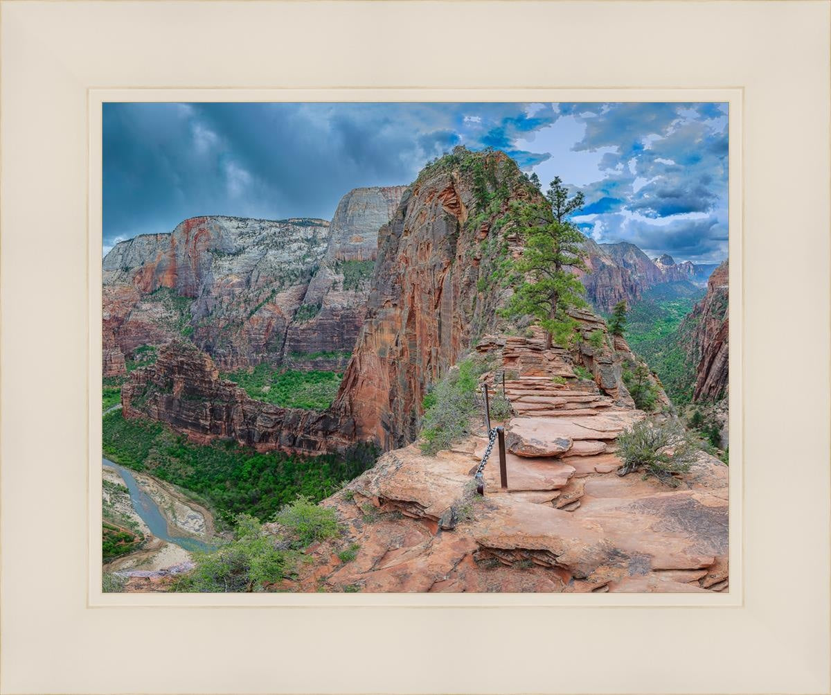 Angel's Landing Panoramic View Hiking Backpack - Lightweight & Durable for Outdoor Adventures, Camping, and Travel