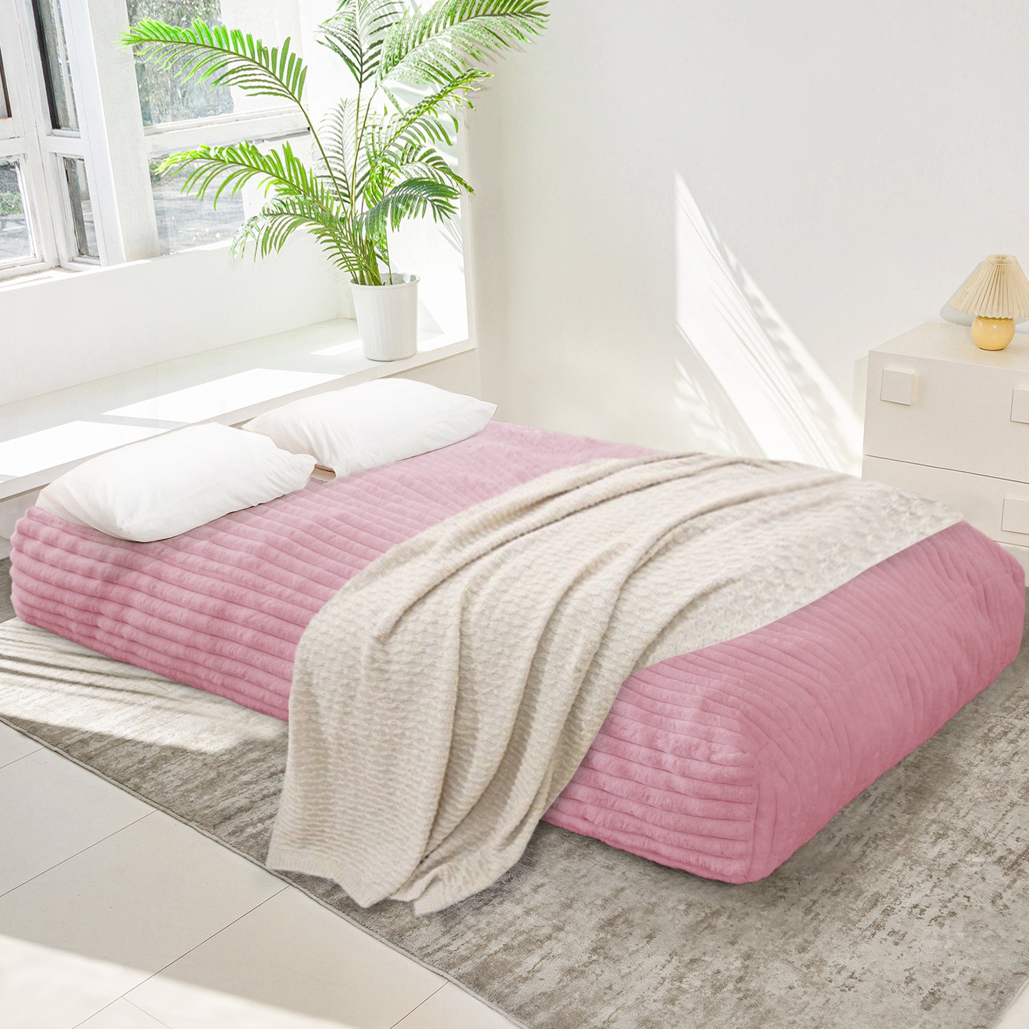 MAXYOYO Giant Bean Bag Chair Bed - Striped Faux Fur Convertible Beanbag in Pink | Oversized Lounger for Living Room, Bedroom & Game Room | Perfect for Relaxing, Reading & Movie Nights
