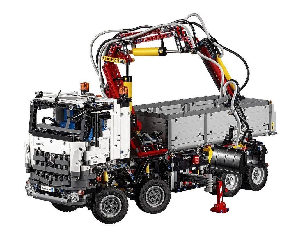 LEGO Technic 42043 Mercedes-Benz Arocs 3245 Truck Building Kit - 2793 Pieces, Model Construction Set for Adults & Teens - Perfect for Collectors, DIY Projects & STEM Learning
