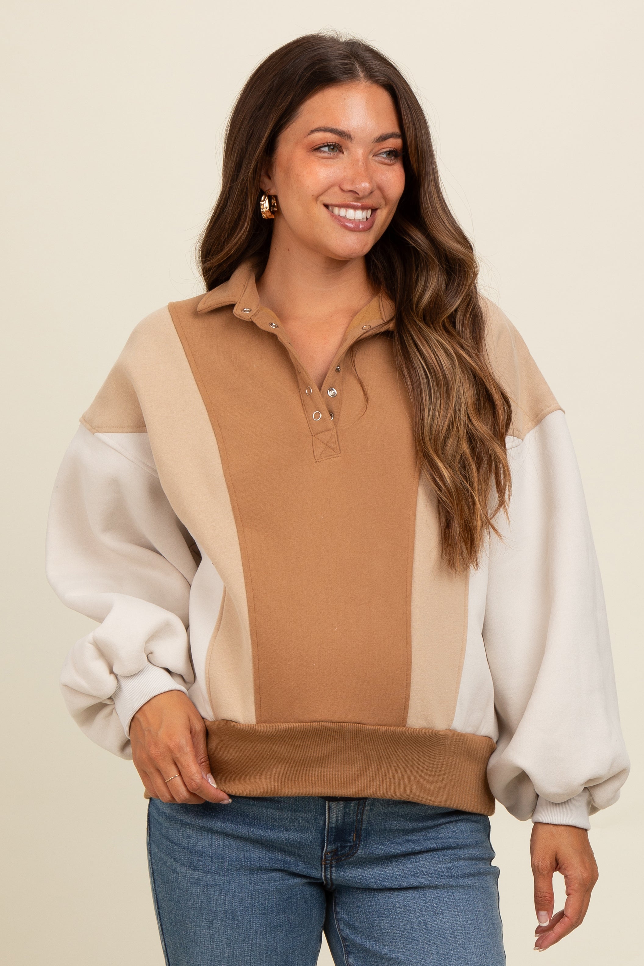 Beige Colorblock Snap Button Maternity Polo Sweatshirt - Comfortable Nursing Top for Pregnant Women, Perfect for Casual Wear & Breastfeeding