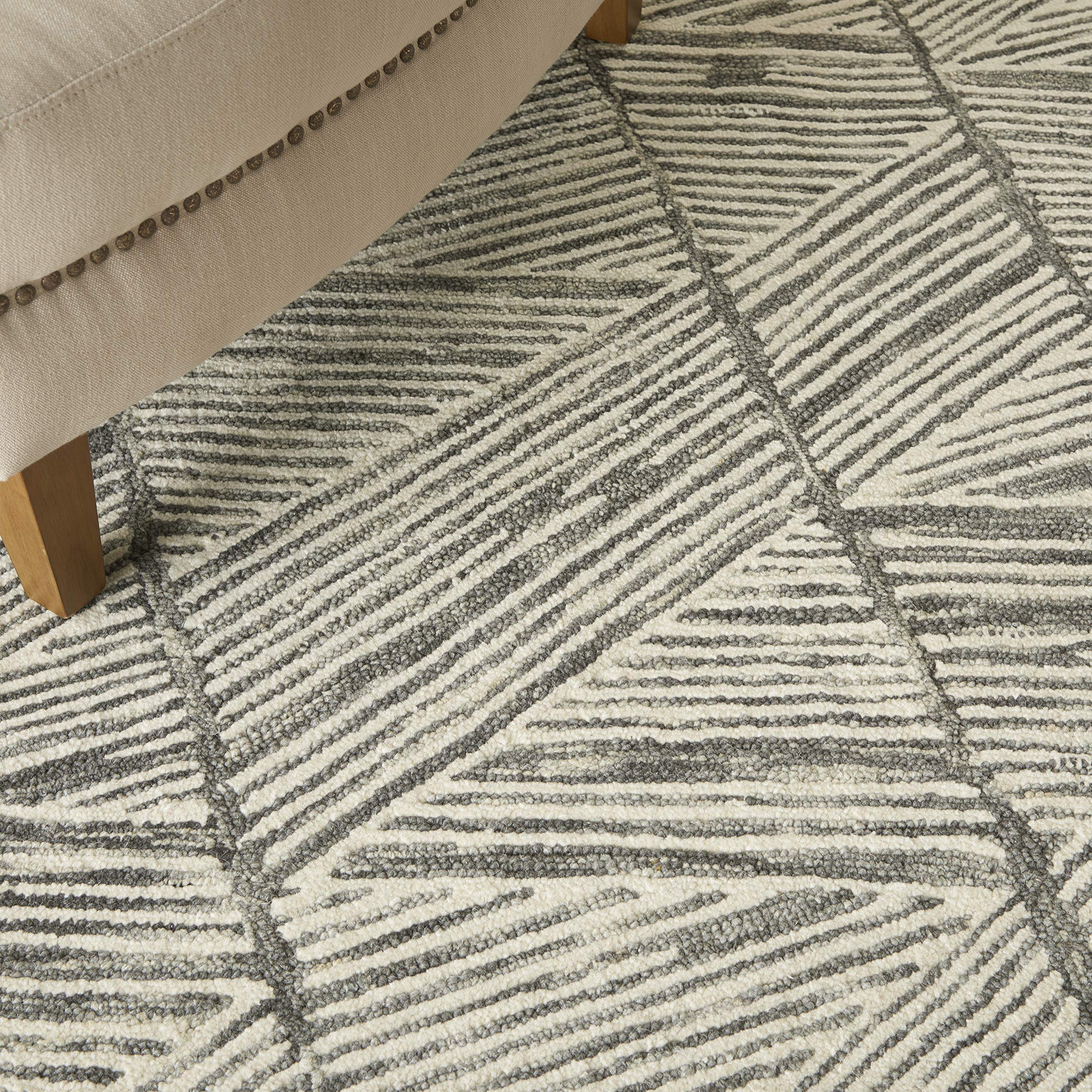 Nourison Vail Abstract Grey/White 5'3