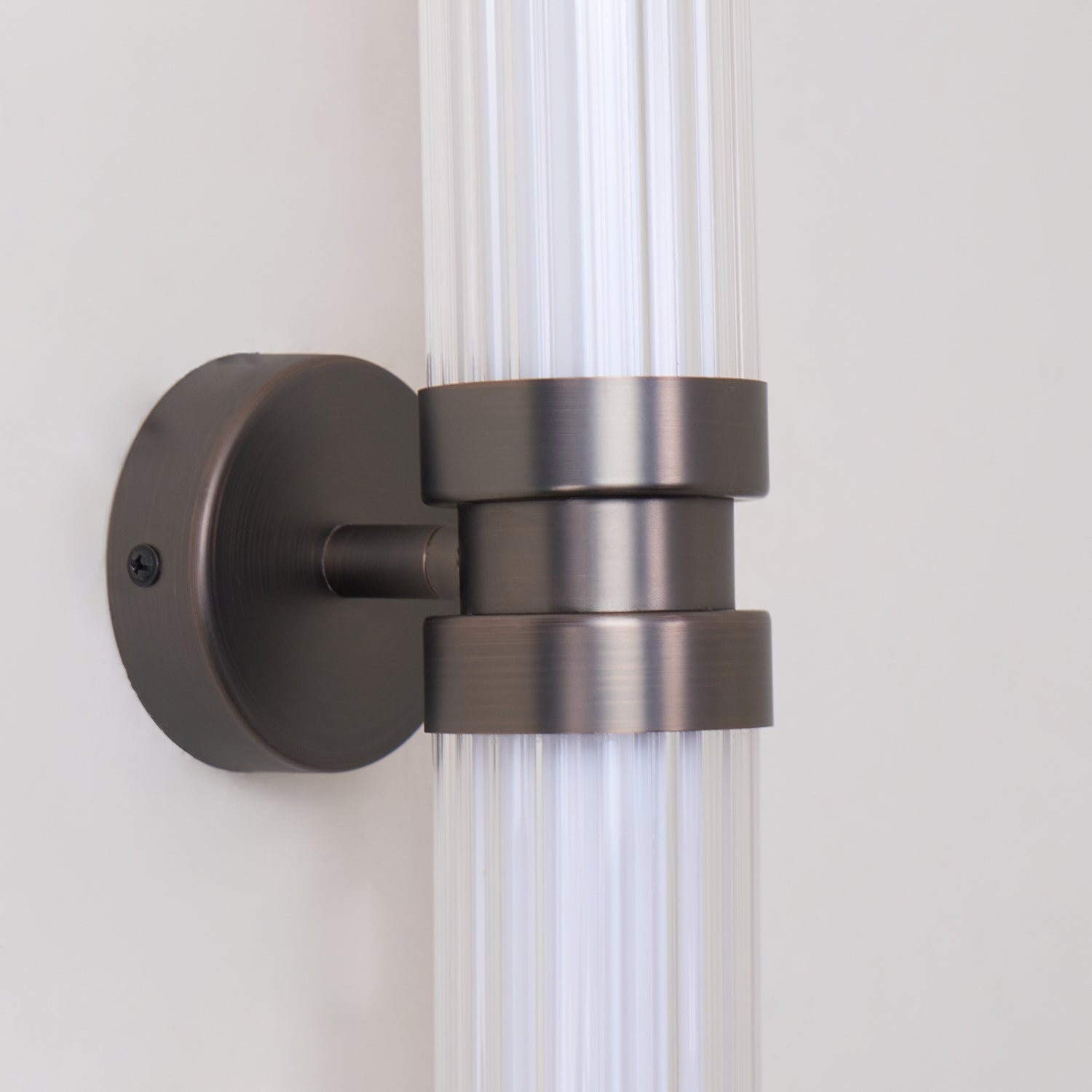 Meridian Vertical Wall Sconce - Modern LED Light Fixture for Bedroom, Living Room & Hallway | Indoor Wall Mounted Lighting