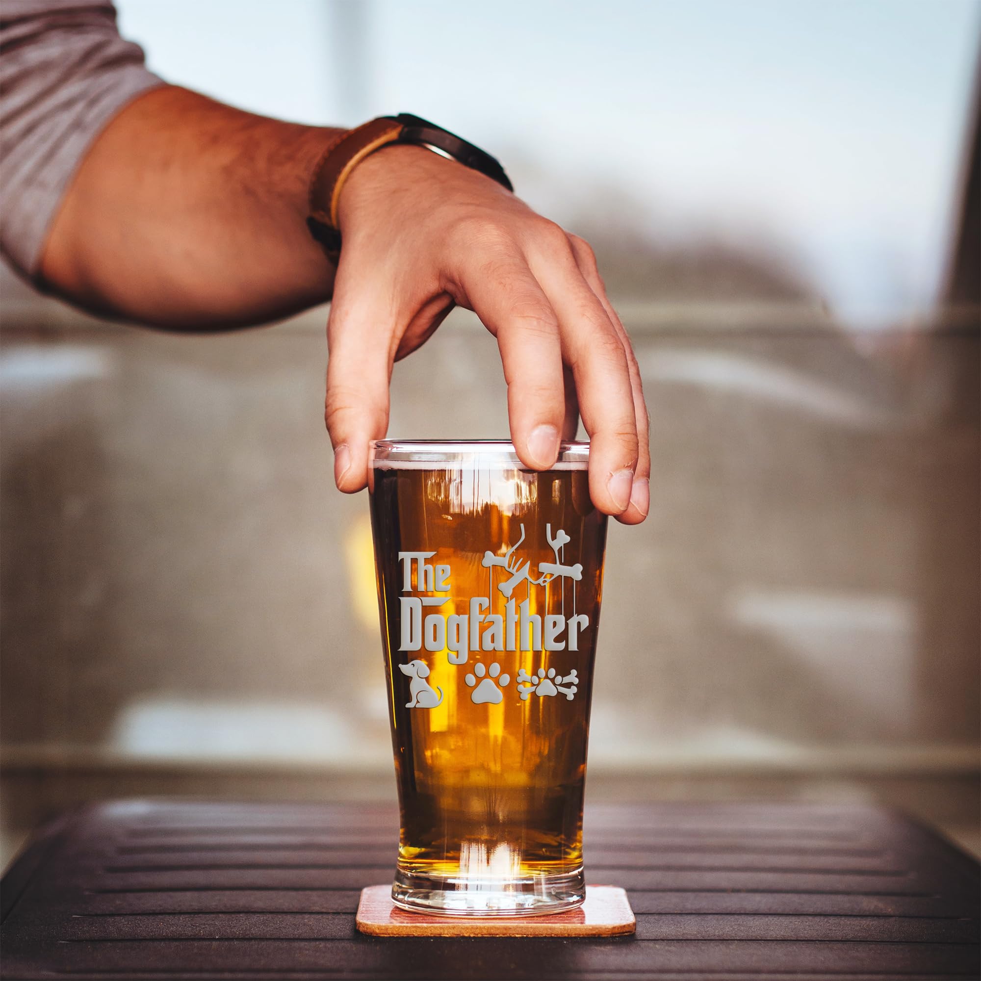 The Dog Father Pint Glass - Funny Dog Dad Beer Mug, Unique Godfather Gift for Dog Lovers, Best Dog Dad Ever Gift Idea, Happy Father's Day Present for Pet Owners, World's Best Dog Dad Glass - Perfect for Beer Lovers, Father's Day Celebrations & Dog-Themed Parties