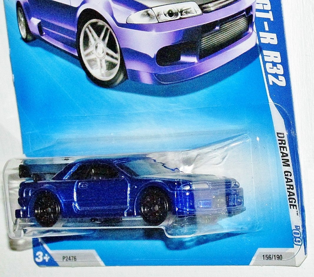 Hot Wheels 2009-156 Dream Garage Blue 2001 Nissan Skyline GT-R R32 1:64 Scale Diecast Model Car - Collectible Toy for Kids & Adults, Perfect for Display & Racing Games