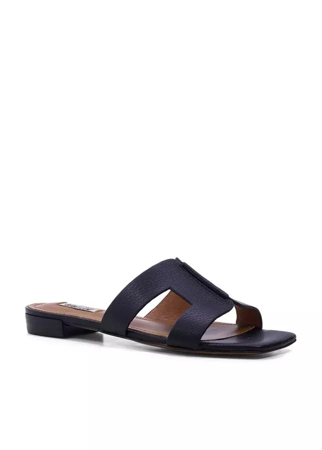 Chieko Women's Comfortable Black Sandals - Perfect for Beach, Vacation & Summer Outfits
