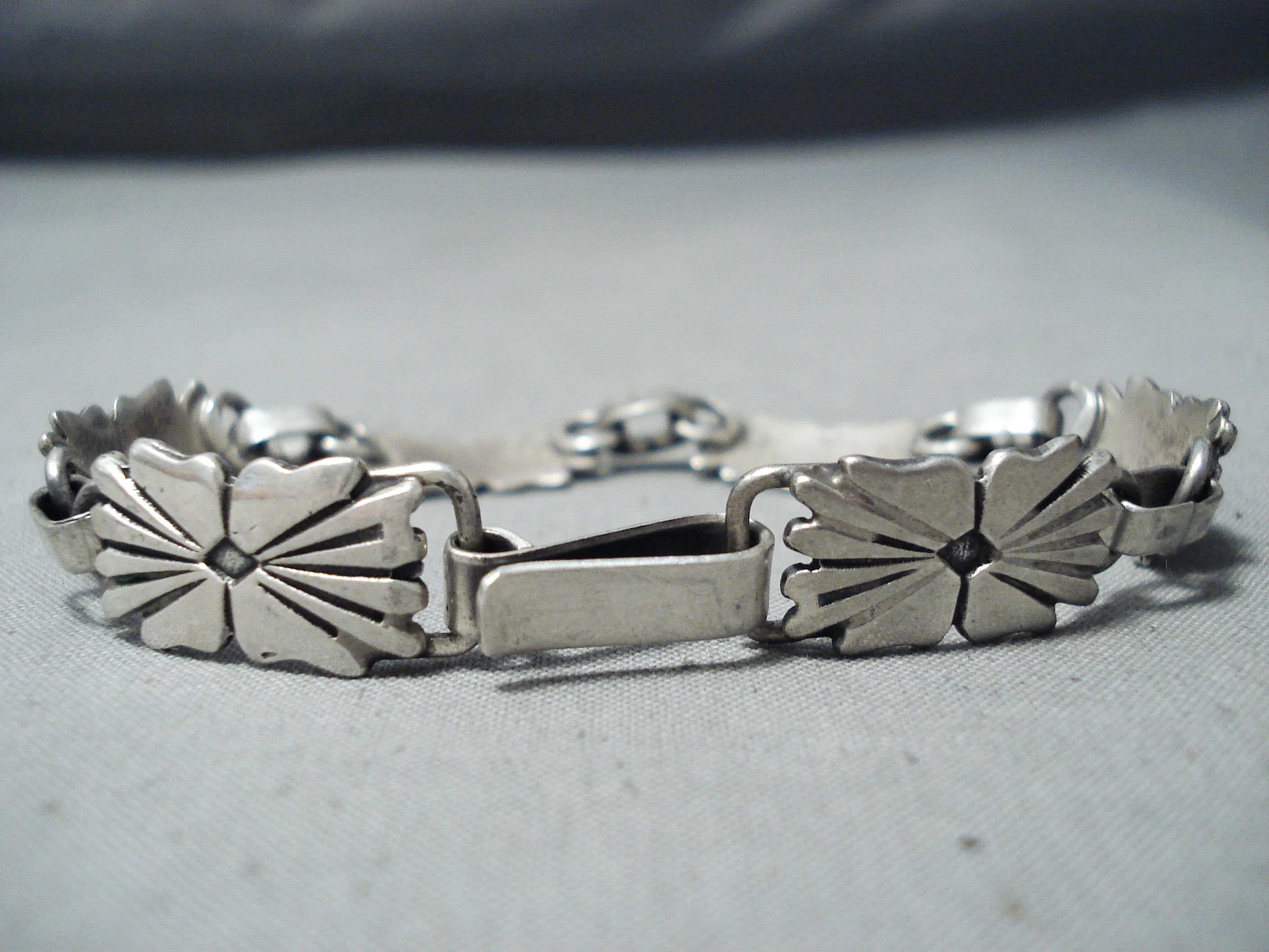 Vintage Navajo Sterling Silver Bracelet - Handmade Native American Jewelry for Women - Perfect for Boho Fashion, Gift Giving & Cultural Events