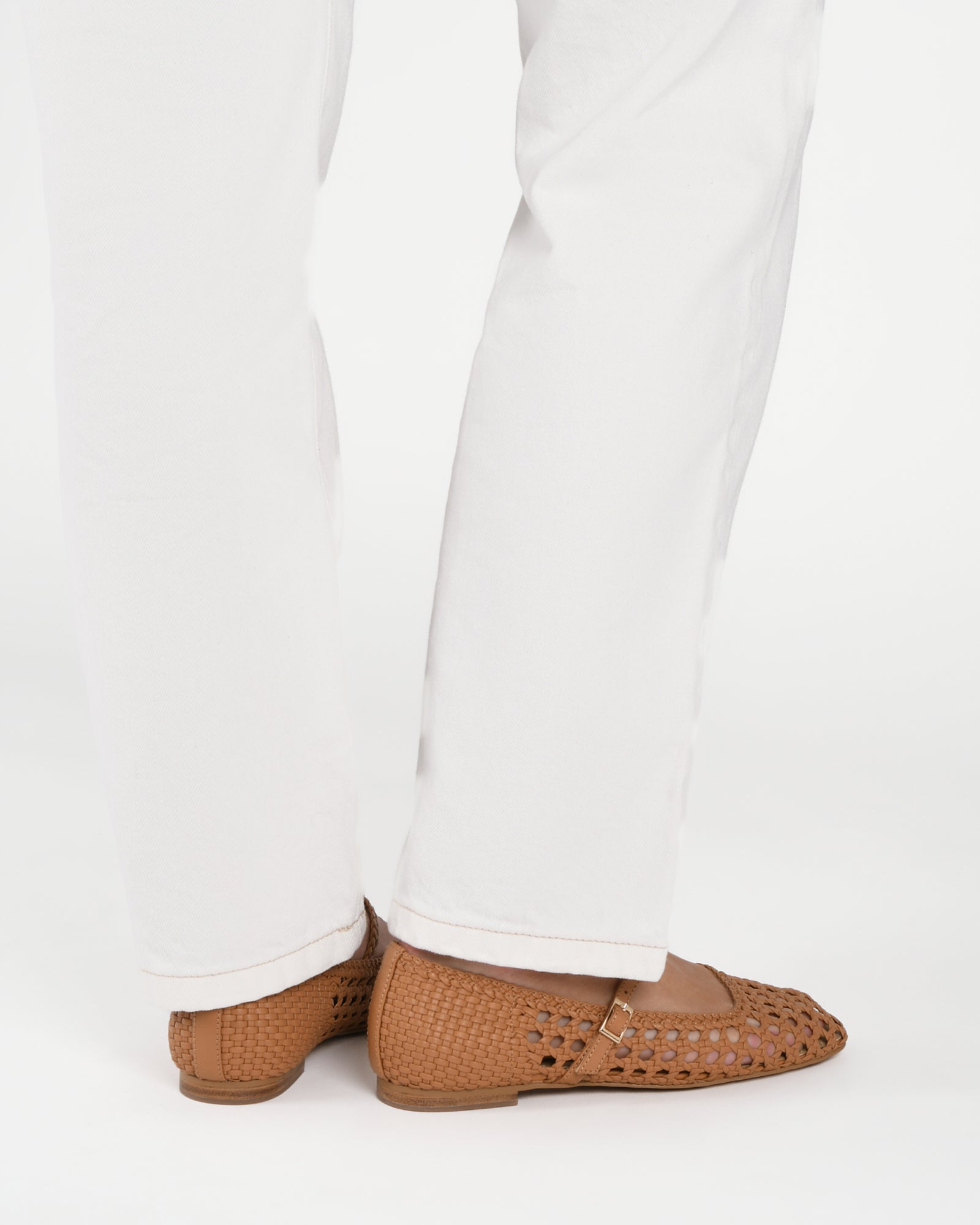 WILLIS Casual Flats in Toffee Leather - Comfortable & Stylish Women's Shoes for Work, Travel & Everyday Wear