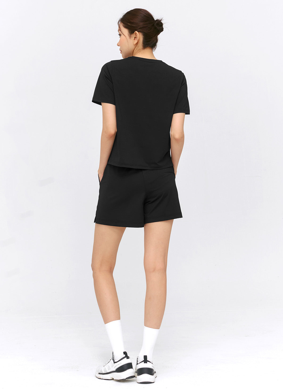 Feather Life Basic Short Sleeve T-Shirt for Women - Soft & Comfortable Cotton Tee - Casual Everyday Wear for Work, Gym & Outings