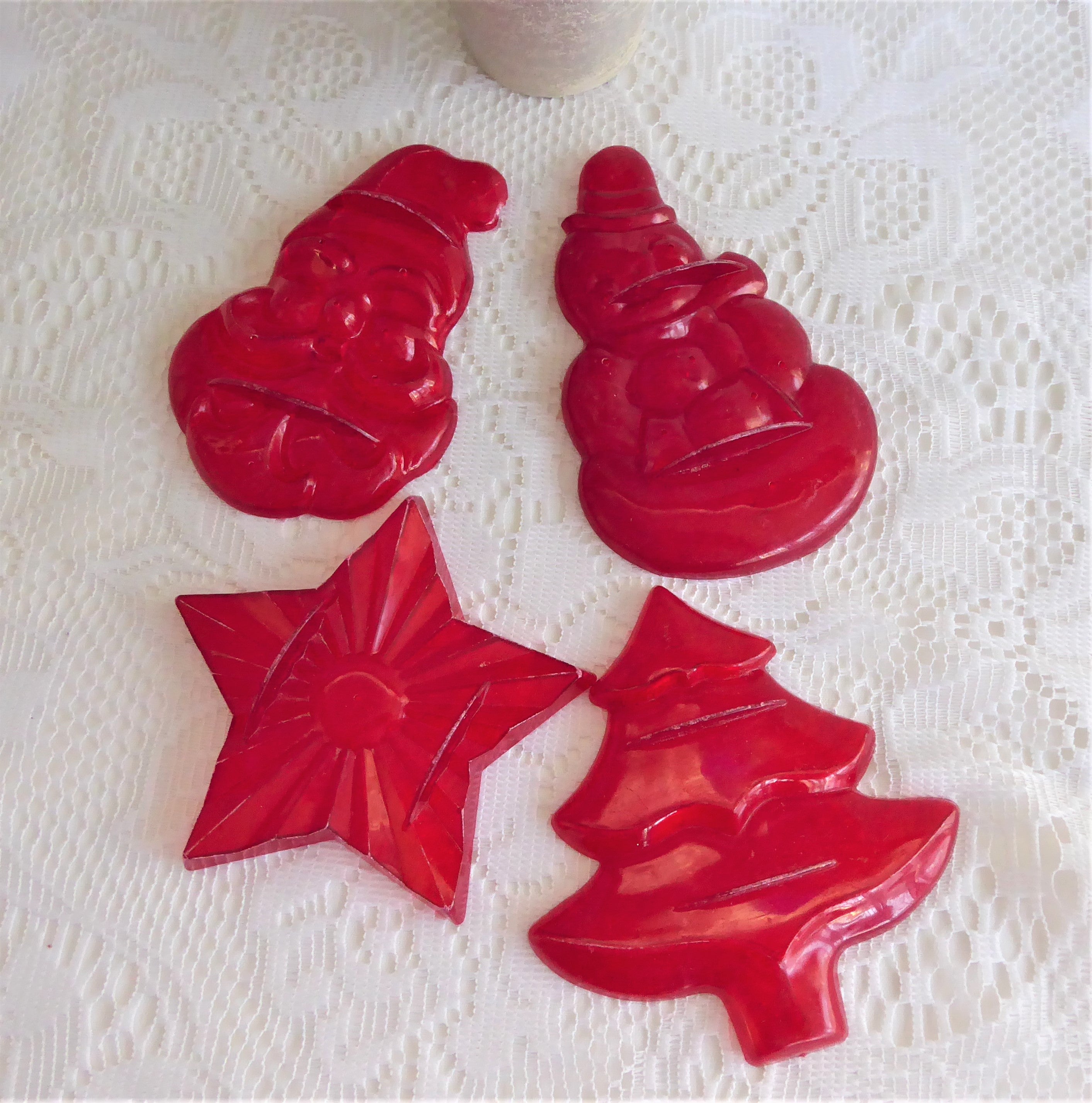Vintage 1950s Christmas Cookie Cutters Set - Santa, Star, Tree, Snowman - 4-Piece Red Plastic Cookie Cutter Kit for Holiday Baking | Perfect for Christmas Cookies, DIY Gifts & Festive Baking Parties
