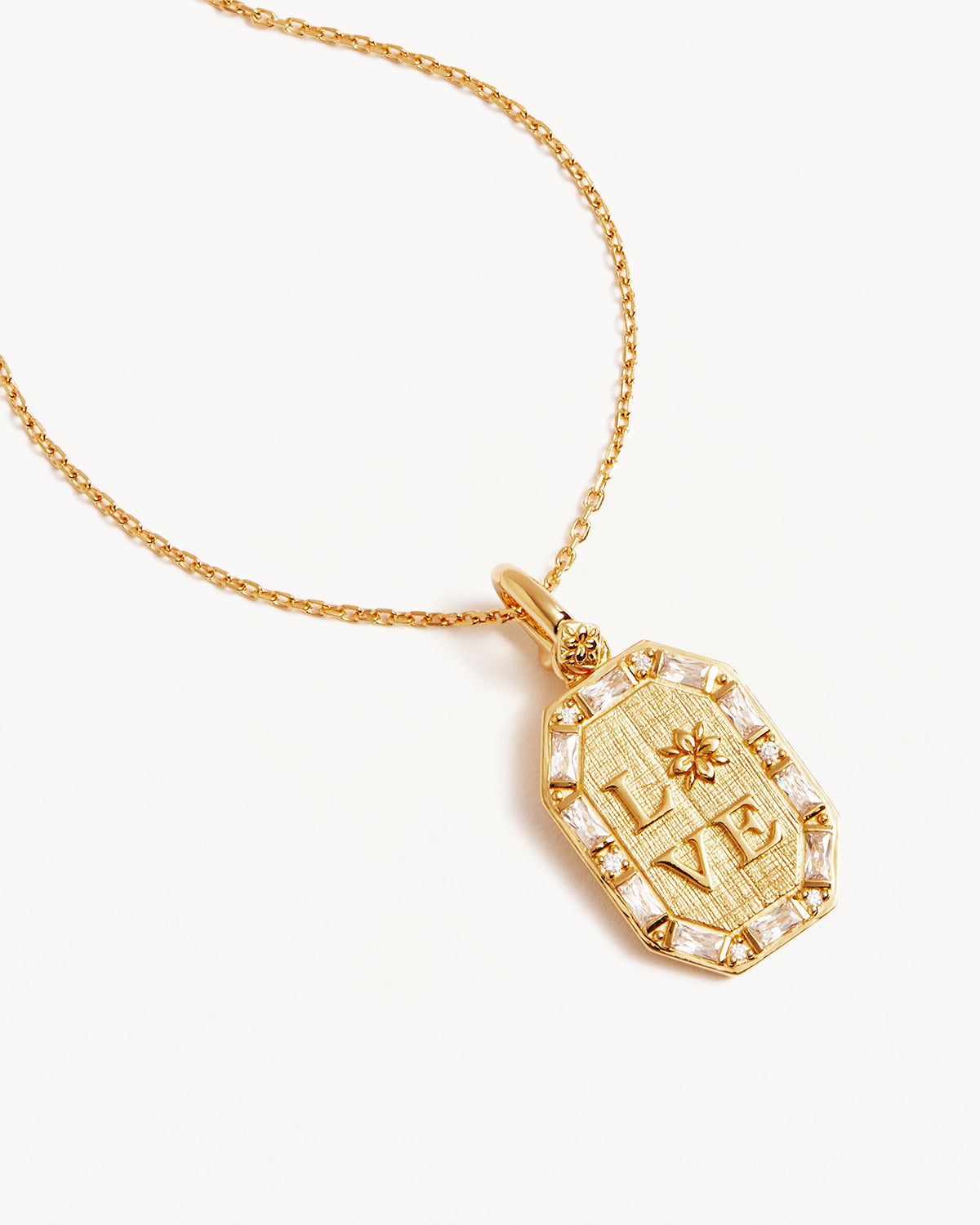 18K Gold Vermeil Love Necklace for Women - Romantic Heart Pendant Jewelry Gift for Anniversary, Valentine's Day & Special Occasions