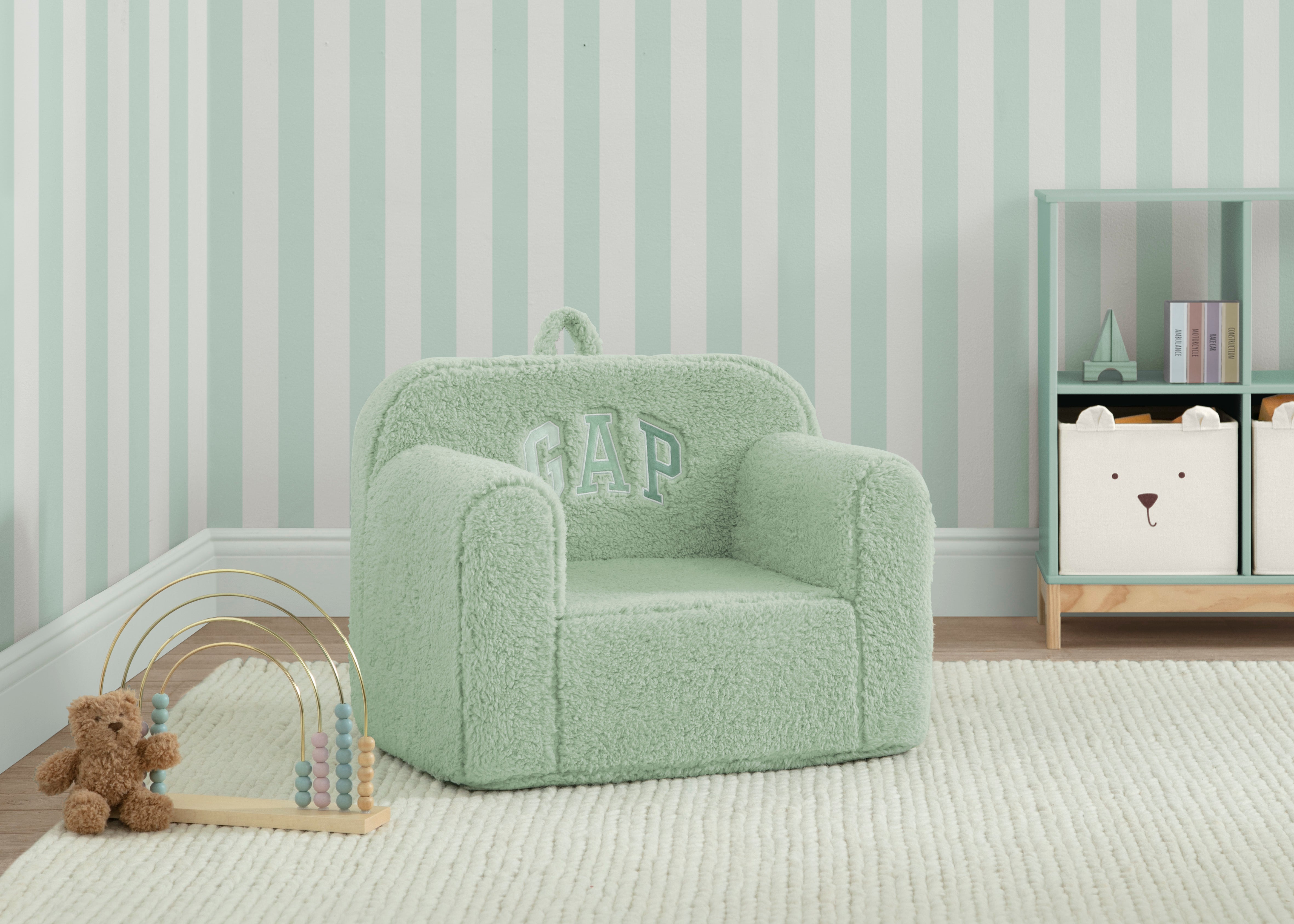 BabyGap Sherpa Chair - Cozy & Soft Plush Seat for Toddlers & Kids - Perfect for Nursery, Playroom & Travel