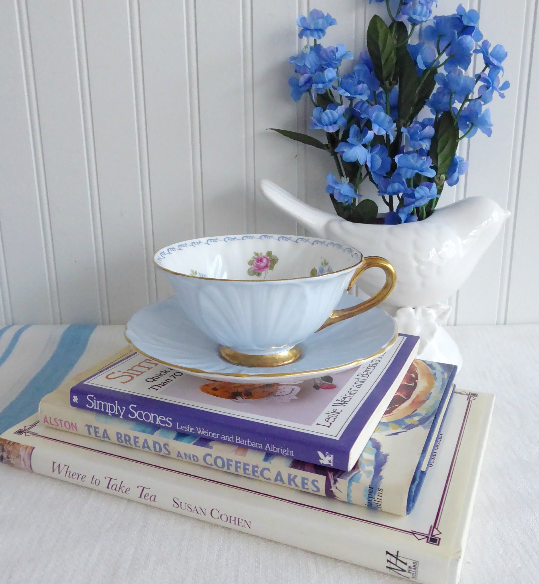 Shelley Antique Bone China Tea Cup and Saucer Set - Oleander Blue Rose Pansy Floral Design with Gold Trim - Perfect for Afternoon Tea, Vintage Tea Parties & Collectible Display