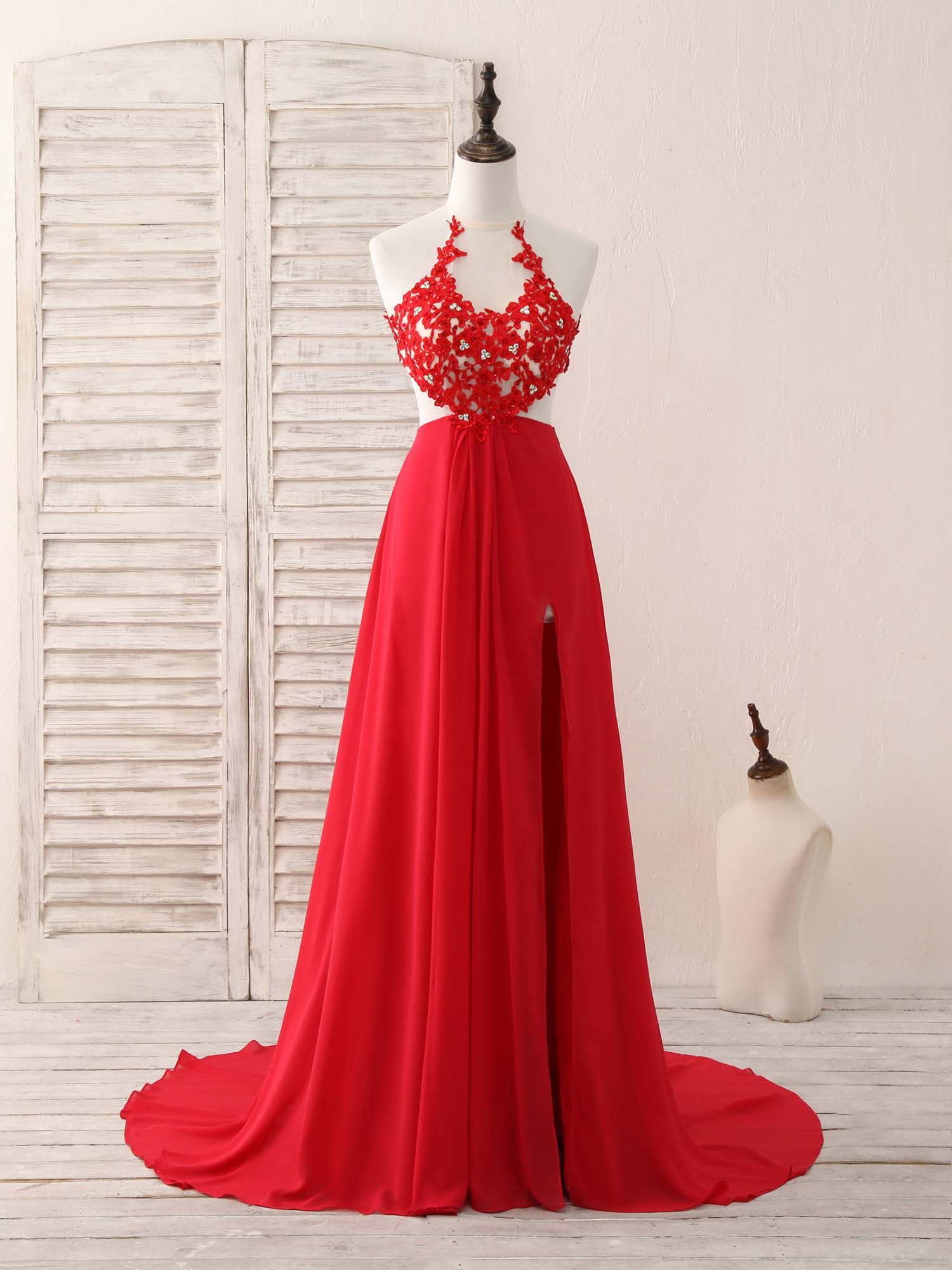 Elegant Red High Neck Chiffon Lace Applique Long Prom Dress - Formal Evening Gown for Homecoming, Wedding & Special Occasions