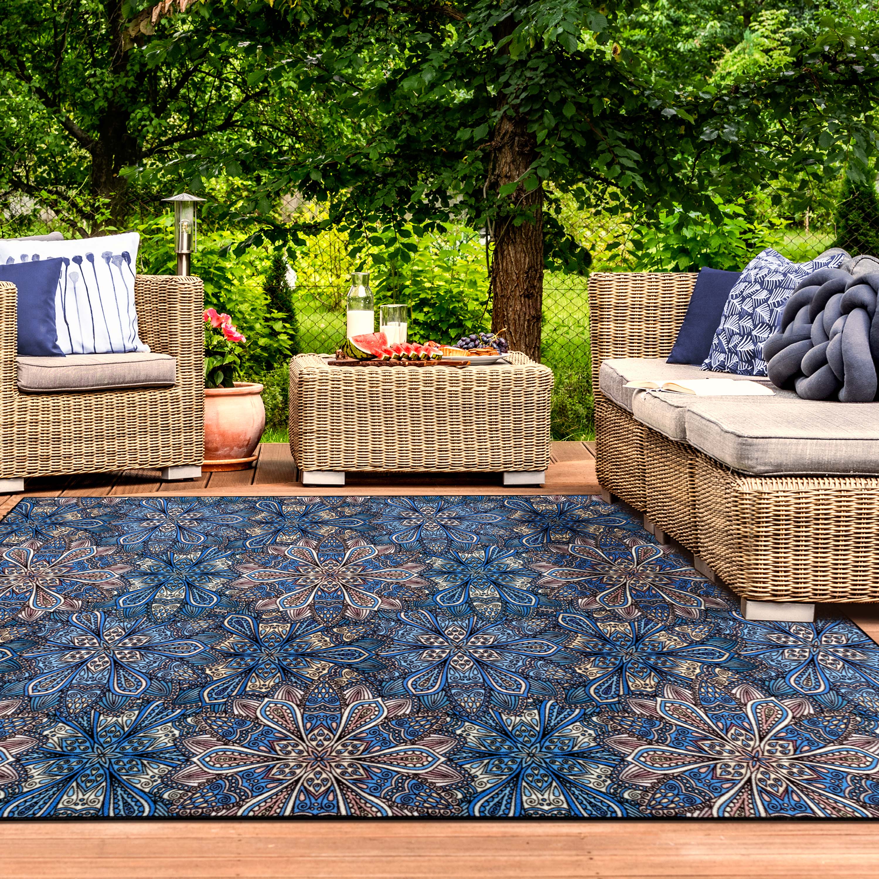 Bohemian Floral Non-Slip Indoor/Outdoor Area Rug - Cassidy Collection | Perfect for Living Room, Bedroom, Patio & Deck Decor