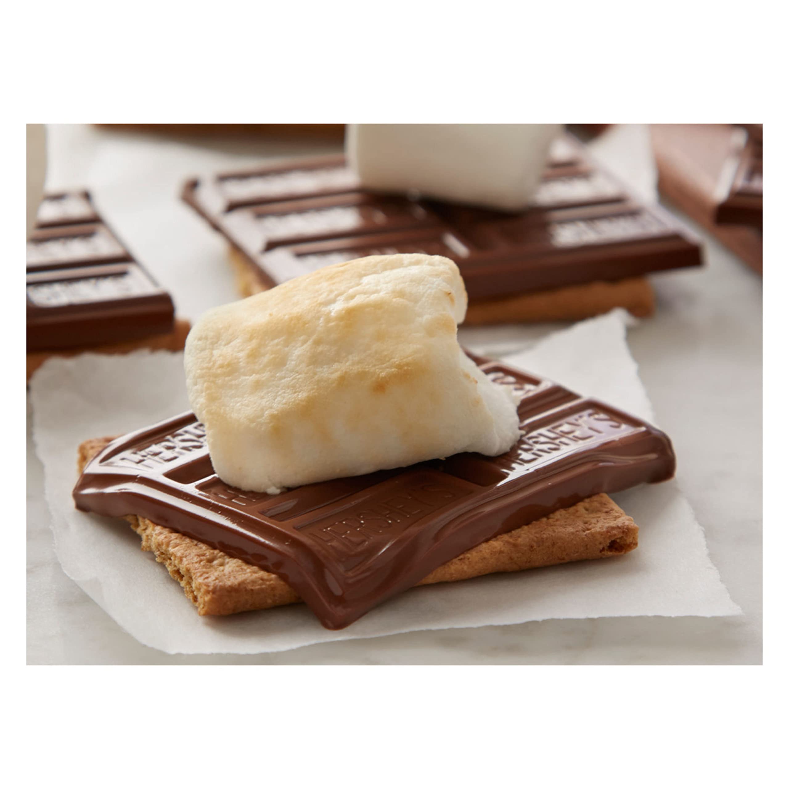 HERSHEY'S Milk Chocolate Candy Bars, 1.55 oz (36 Count) - Bulk Pack for Halloween, Party Favors, Office Snacks & Gift Baskets