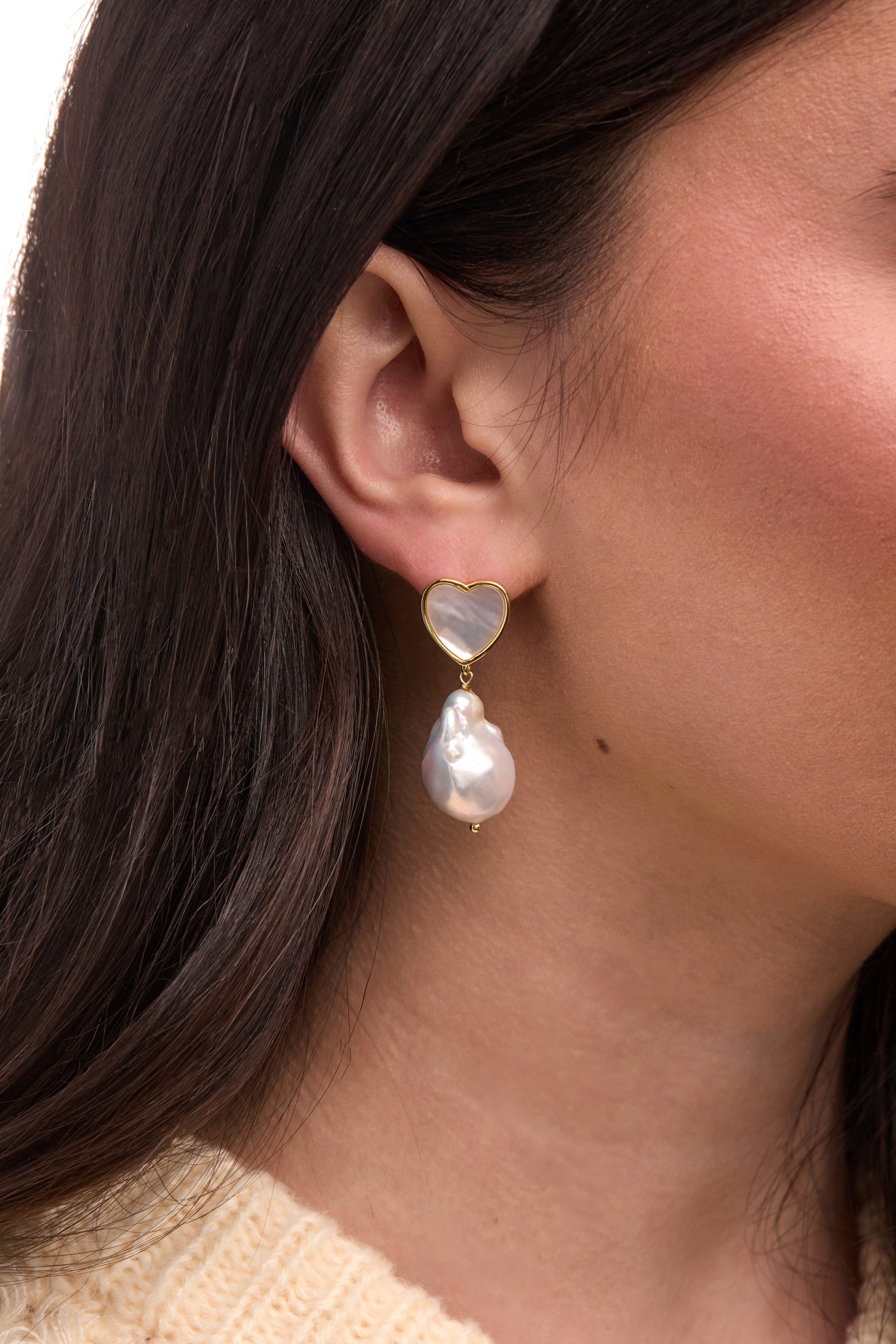 Elegant Heart-Shaped Pearl Drop Dangle Earrings for Women - Perfect for Weddings, Parties & Date Nights