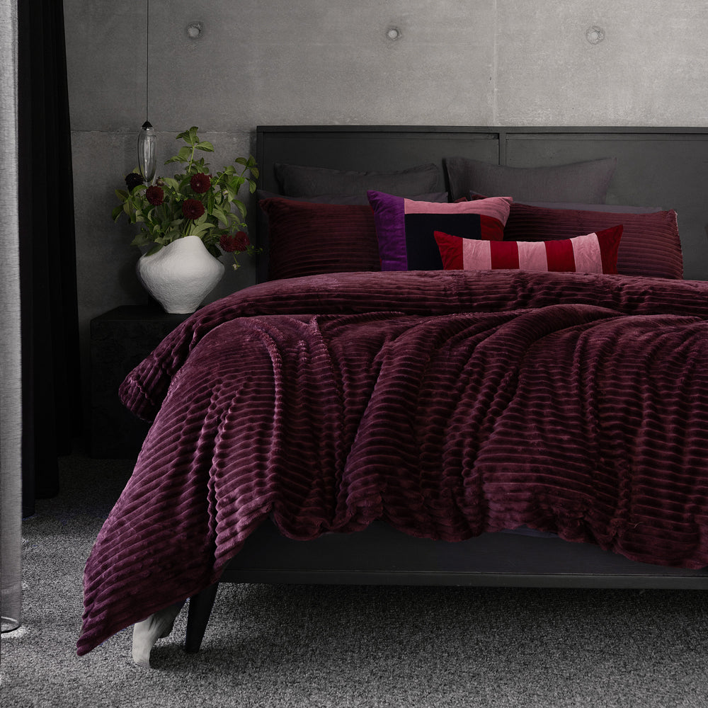 Premium Channel Plum Quilt Cover Set - Super King Size (90x98 Inches) | Soft & Breathable Bedding for Luxurious Comfort | Perfect for Master Bedrooms, Guest Rooms & Hotels