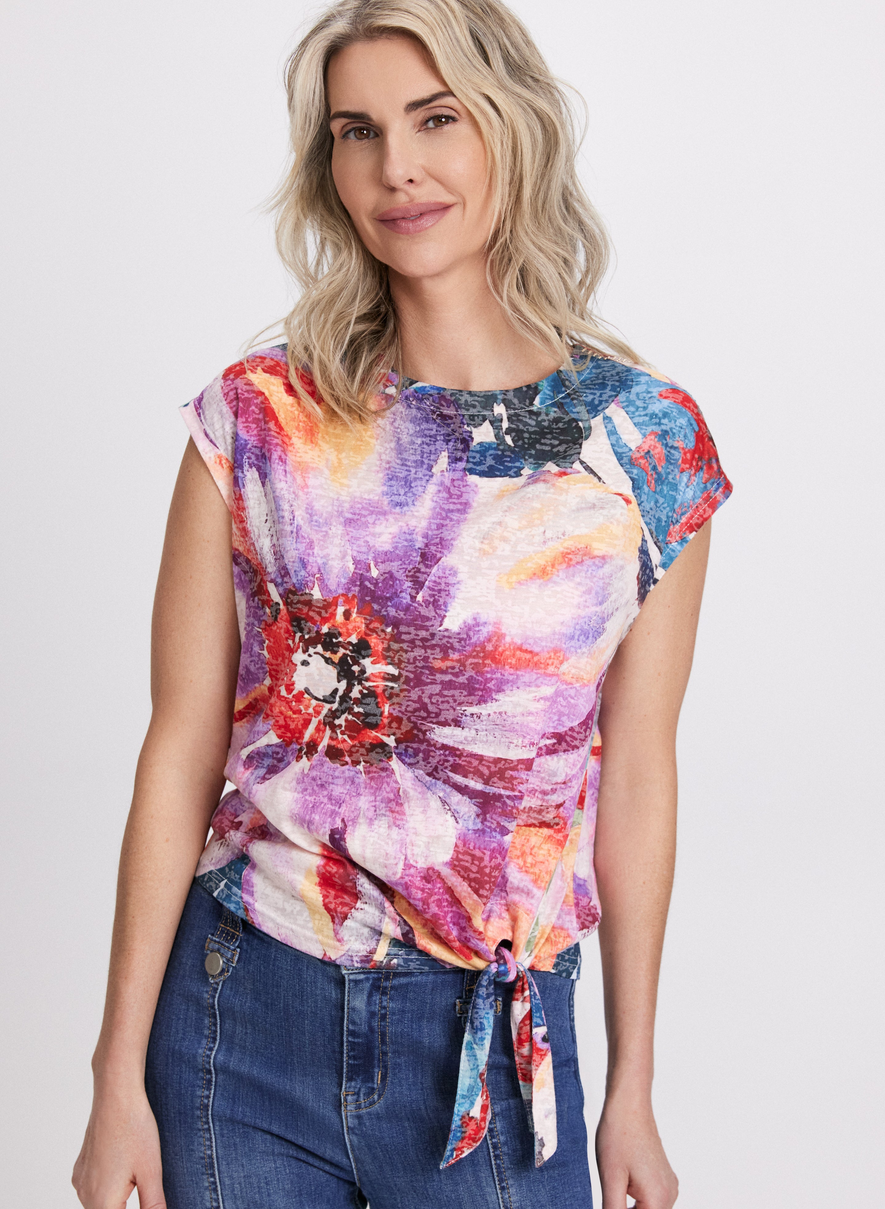 Floral Print Tied Hem T-Shirt for Women - Stylish Casual Summer Top for Outfits & Beach Wear