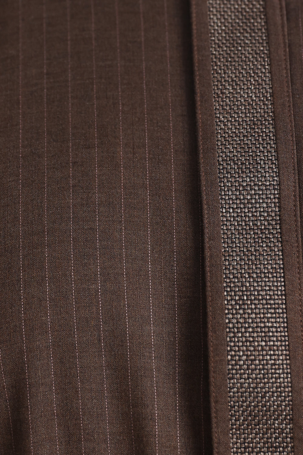 Premium J118 Copper Pinstripe Thobe for Men - Elegant Islamic Robe with Metallic Accents - Perfect for Eid, Ramadan & Special Occasions