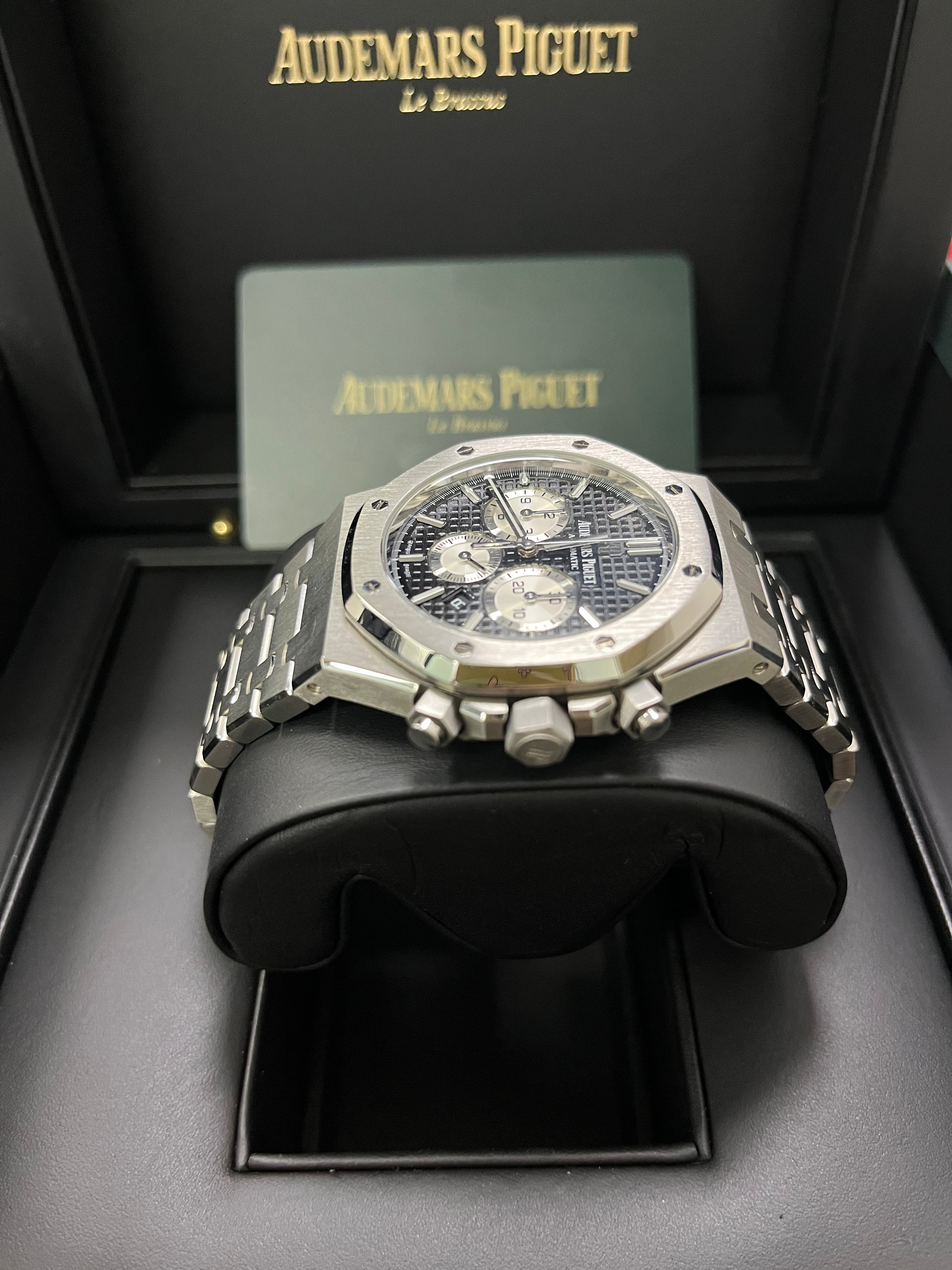 Audemars Piguet Royal Oak Selfwinding Chronograph Stainless Steel Watch - Black Dial with White Sub Dials (Ref#26331ST.OO.1220ST.02) | Luxury Sports Watch for Men, Perfect for Business Meetings & Formal Events