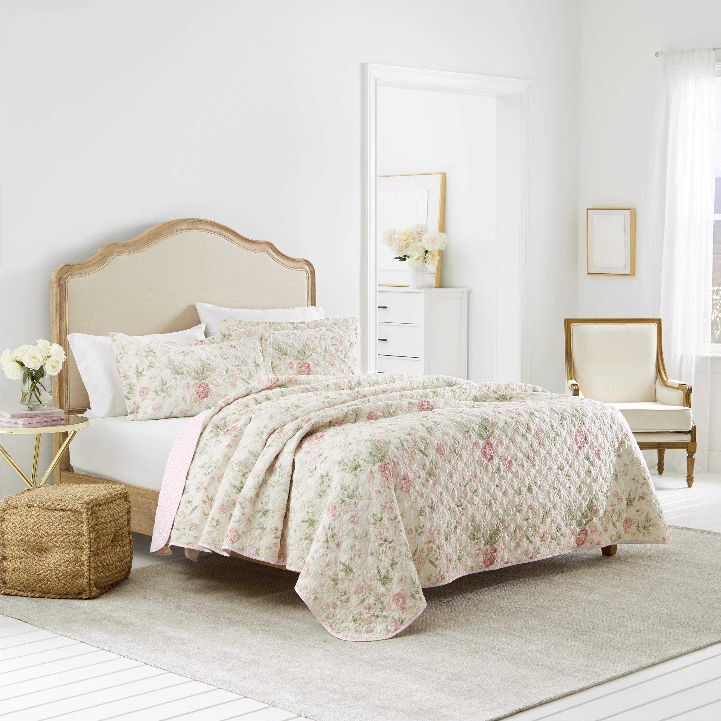 Laura Ashley Queen Quilt Set - Reversible 100% Cotton Bedding with Matching Shams, Lightweight All-Season Comforter for Master Bedroom & Guest Room (Breezy Floral Pink/Green, Queen Size)