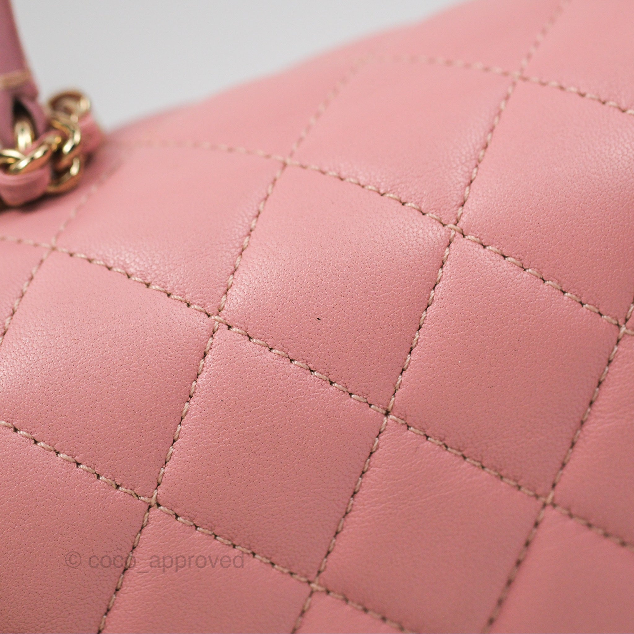 Chanel Citizen Chic Flap Bag in Pink Lambskin Leather with Gold Hardware - Perfect for Women's Luxury Everyday Use & Special Occasions