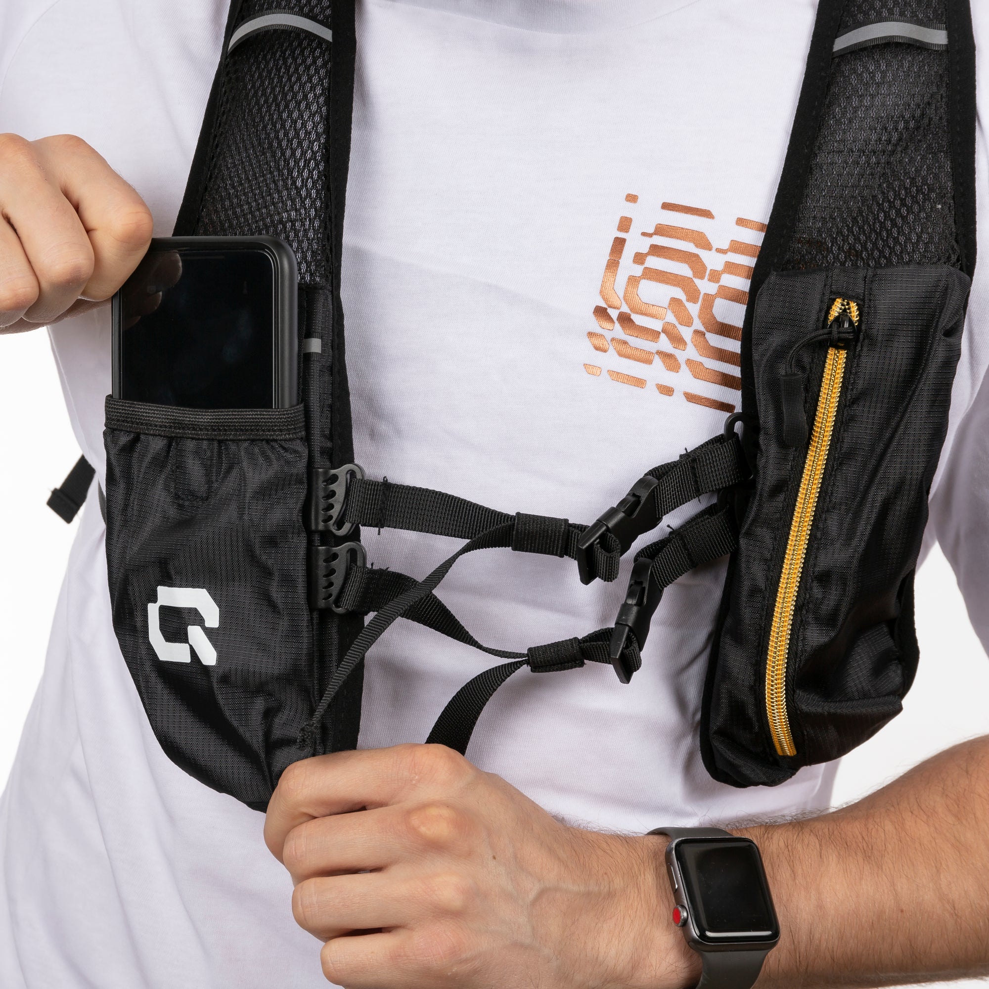 IQON Explore Functional Backpack - Durable & Waterproof Hiking Bag for Outdoor Adventures, Travel & Daily Commute
