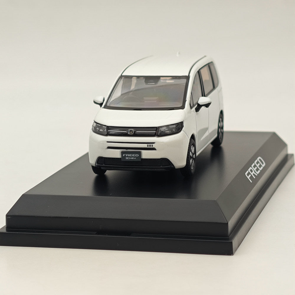 1/43 Scale Honda FREED Platinum White Pearl Diecast Model Car - Hobby Japan HJ431009WP - Collectible Miniature Vehicle for Display & Gifts