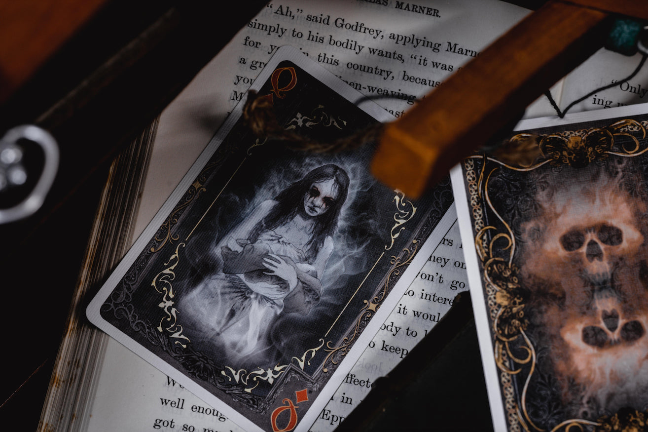 Ghost Stories Playing Cards - Spooky & Fun Card Game for Halloween Parties, Game Nights & Magic Tricks | Premium Quality Deck for Poker, Blackjack & Collectors