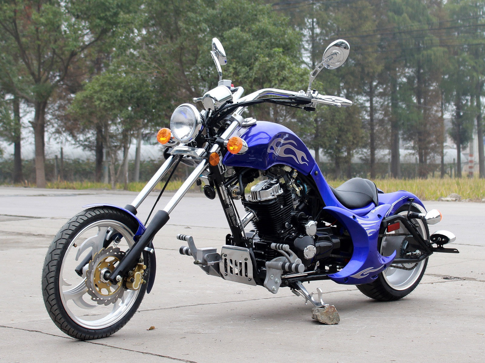 Venom Villain 250cc Chopper Motorcycle - 5-Speed Manual Transmission for Cruising & Adventure Riding