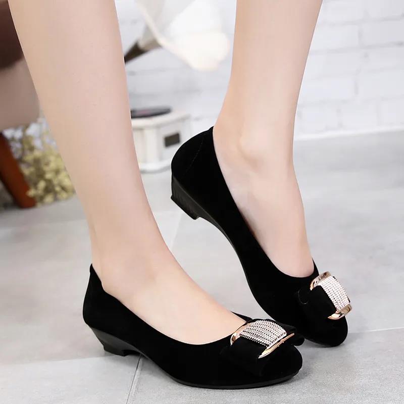Women's Comfortable Flat Shoes - Breathable & Lightweight Cloth Slip-Ons for Casual Wear, Walking & Travel